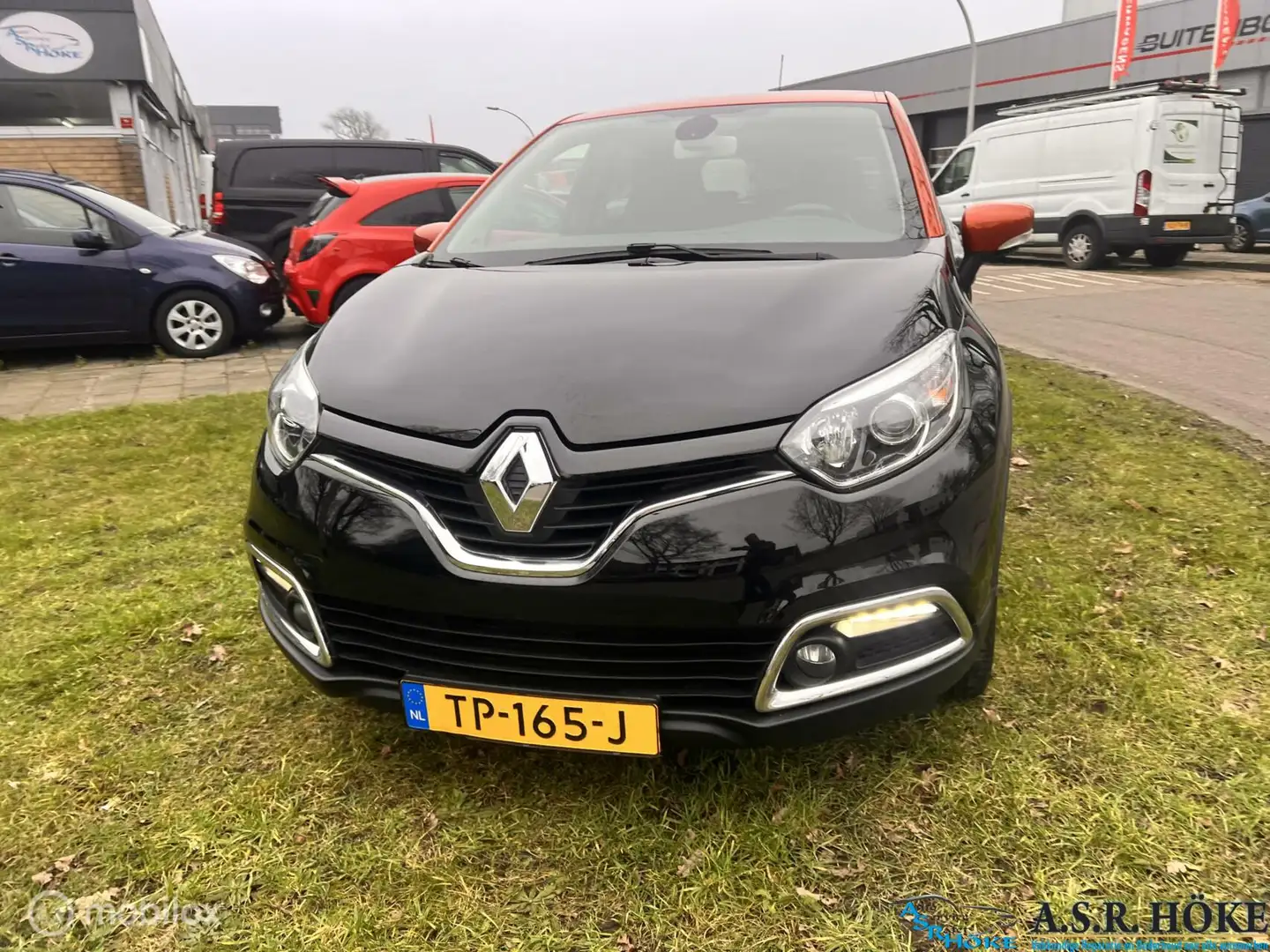 Renault Captur 1.2 TCe Dynamique Zwart - 2
