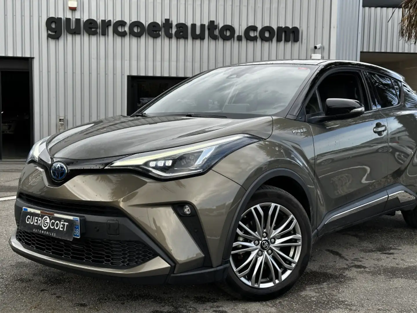 Toyota C-HR 184H DISTINCTIVE 2WD E-CVT MY20 Groen - 2