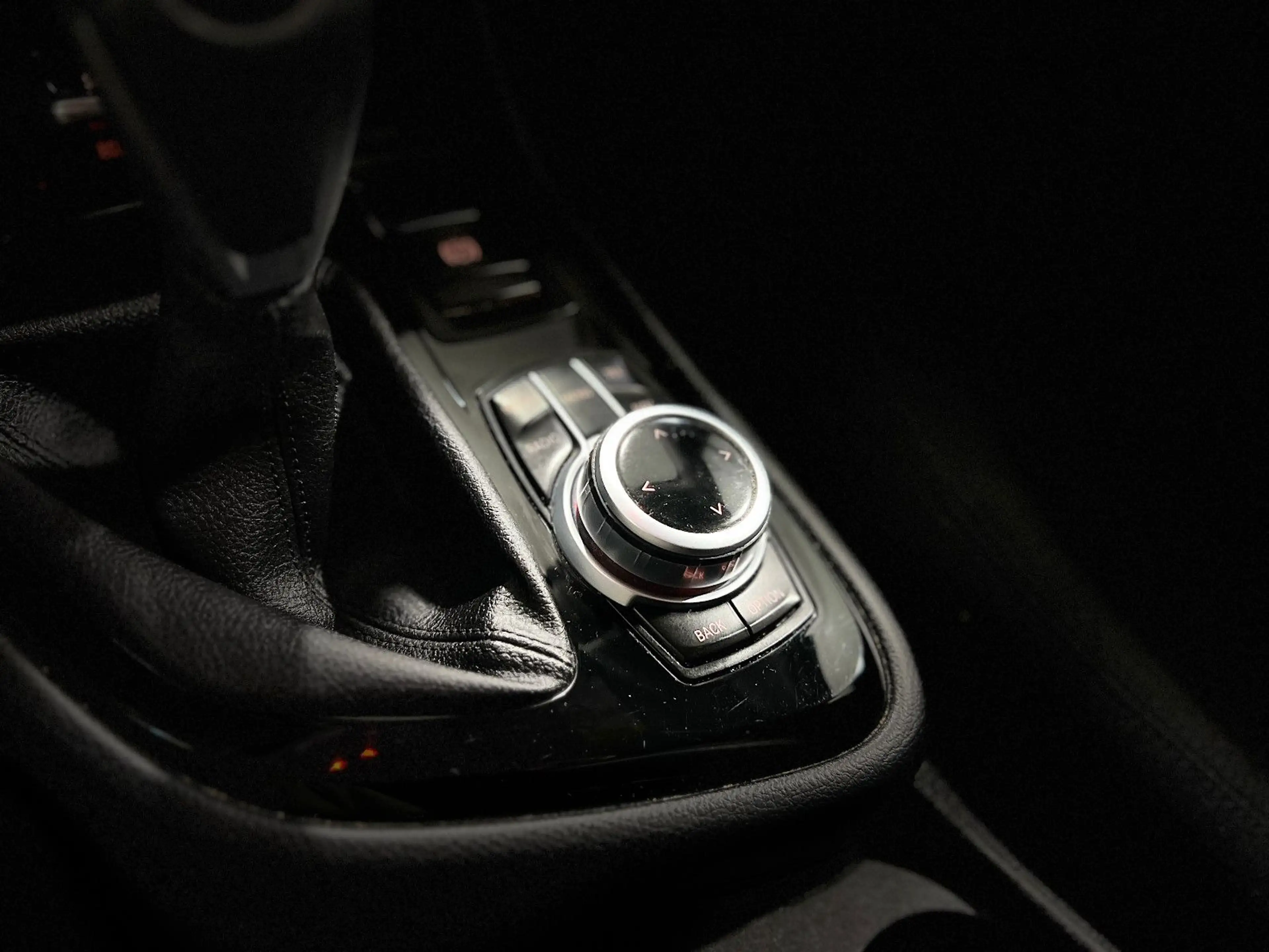 BMW 216 **Navi*SHZ*PDC*BT** — photo 13