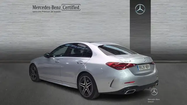 Mercedes-Benz C-Class view 4