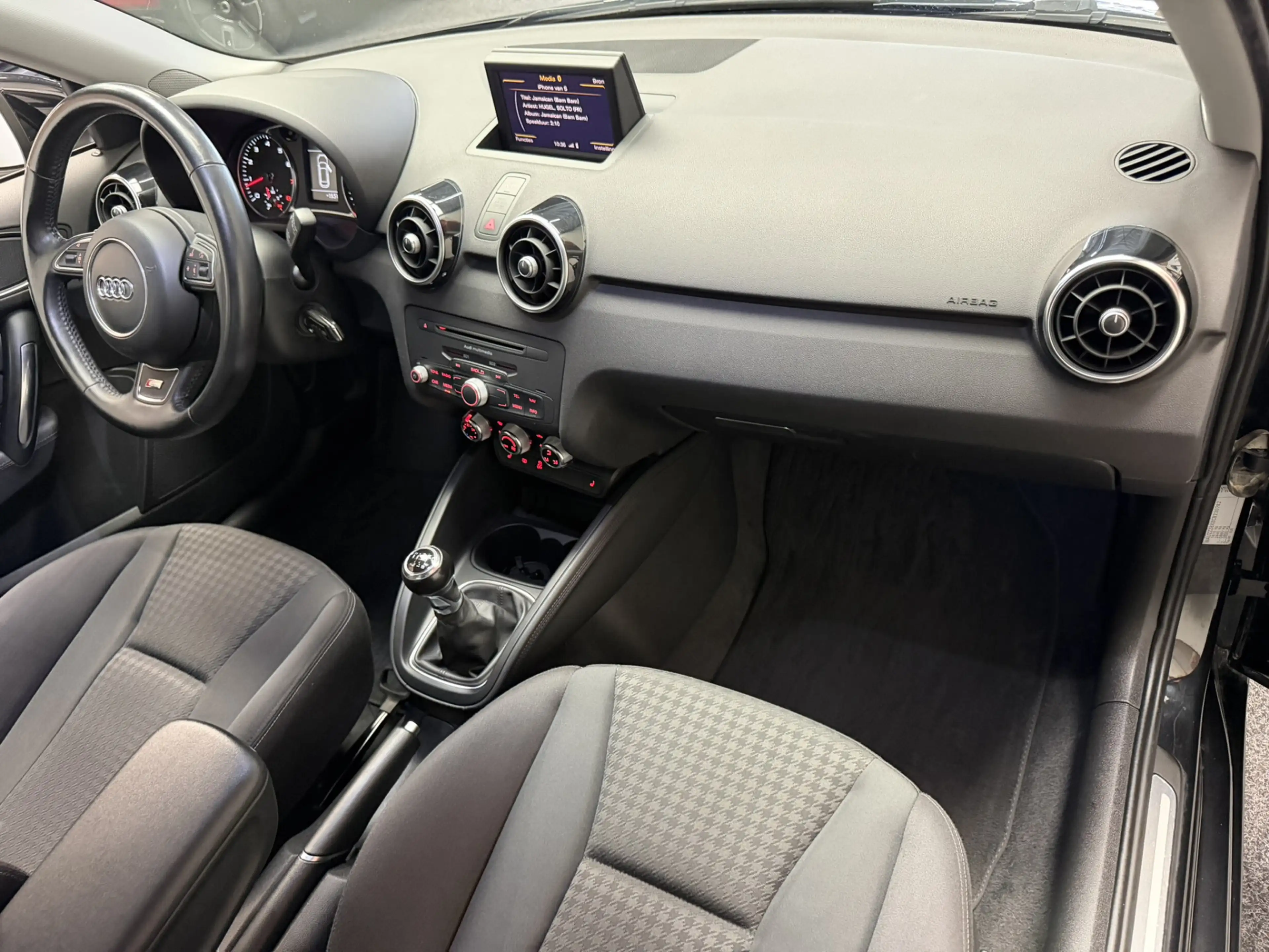 Audi A1 SPORTBACK 1.4 TFSI PROLINE S CRUISE CONTROL CLIMAT — photo 14