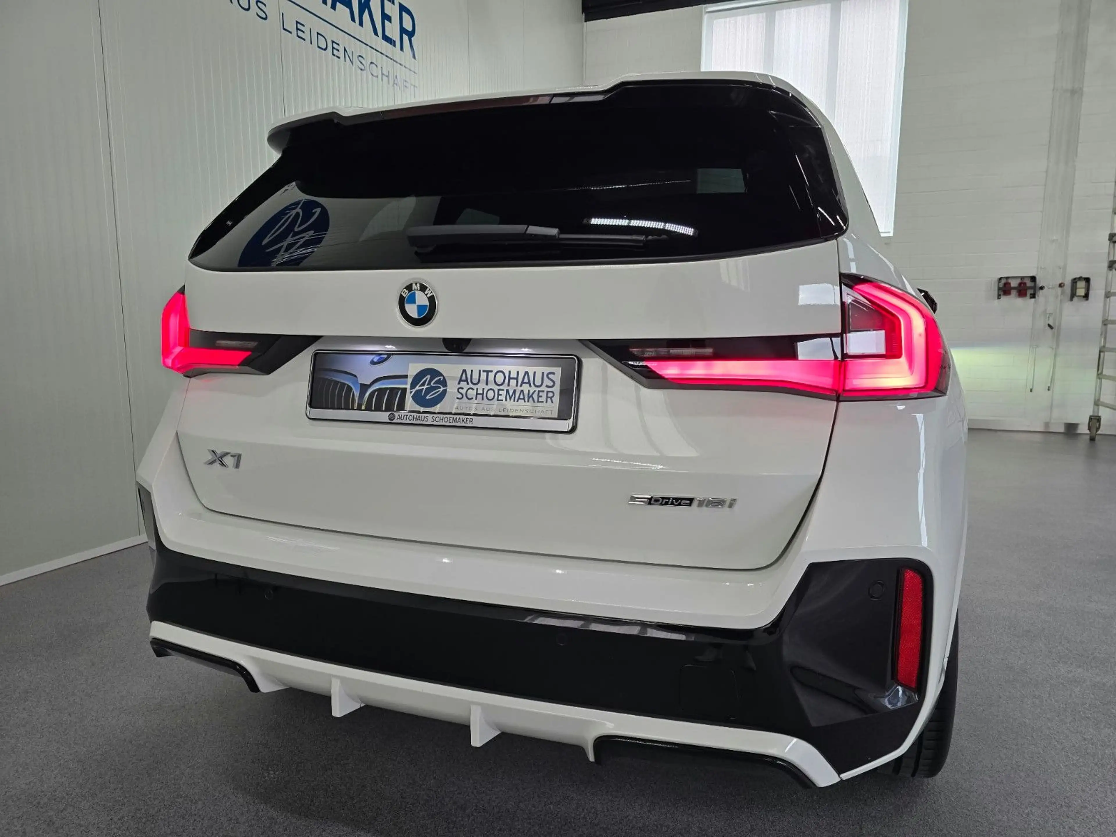 BMW X1 18i sDrive M Sport*Pano,RFK,ACC,H&K,el-Sitze — photo 10