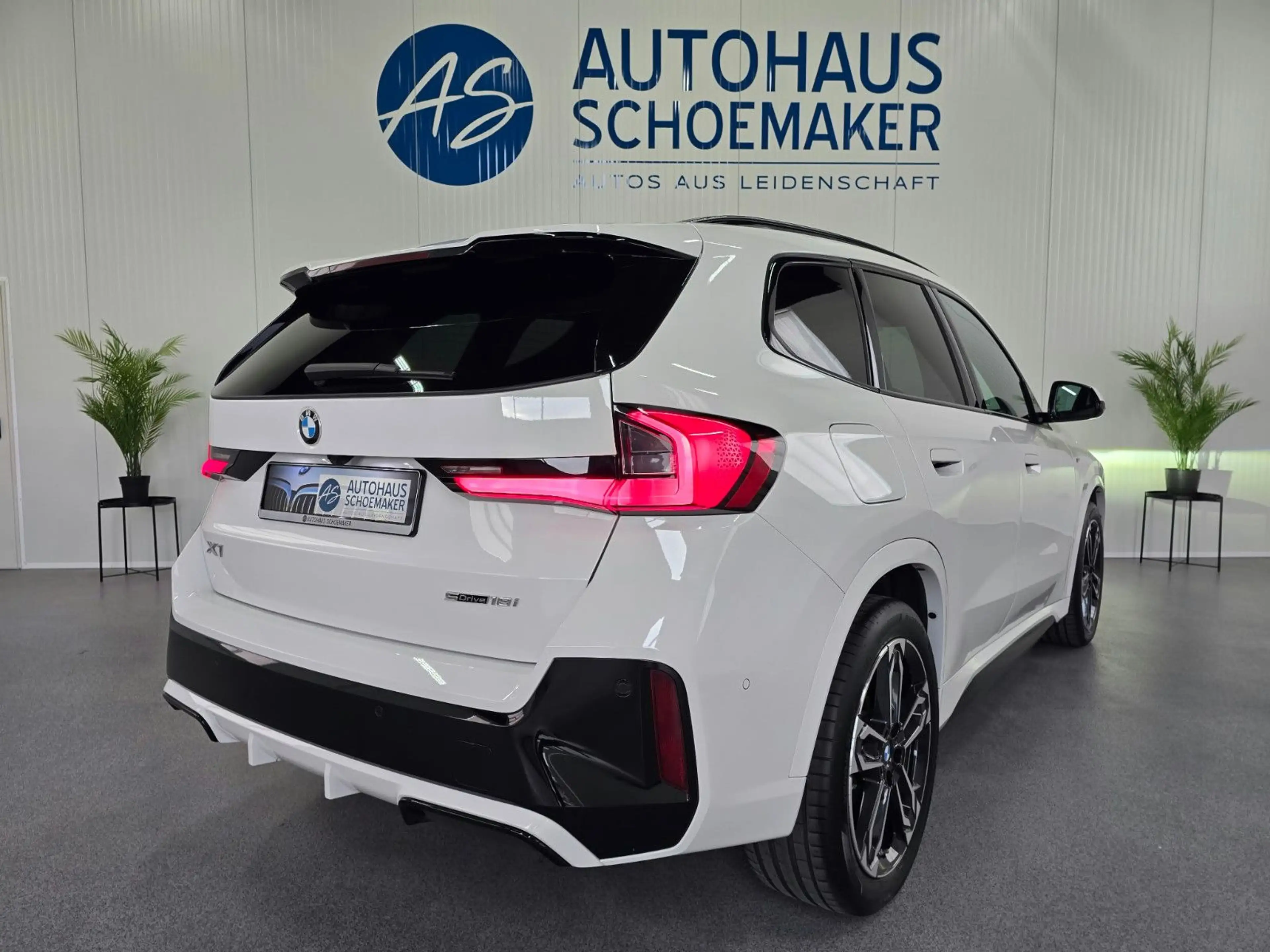 BMW X1 18i sDrive M Sport*Pano,RFK,ACC,H&K,el-Sitze — photo 4