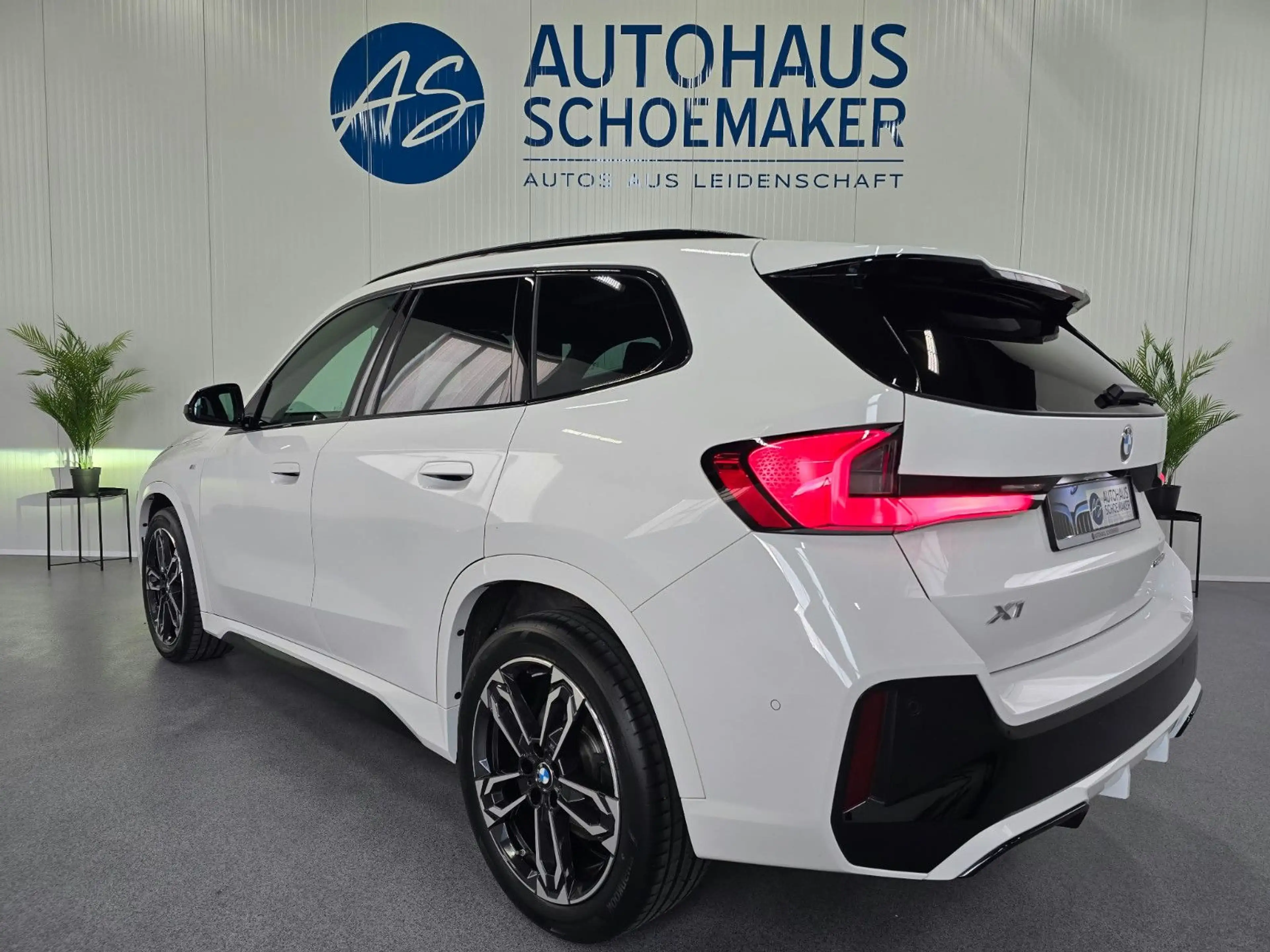 BMW X1 18i sDrive M Sport*Pano,RFK,ACC,H&K,el-Sitze — photo 5