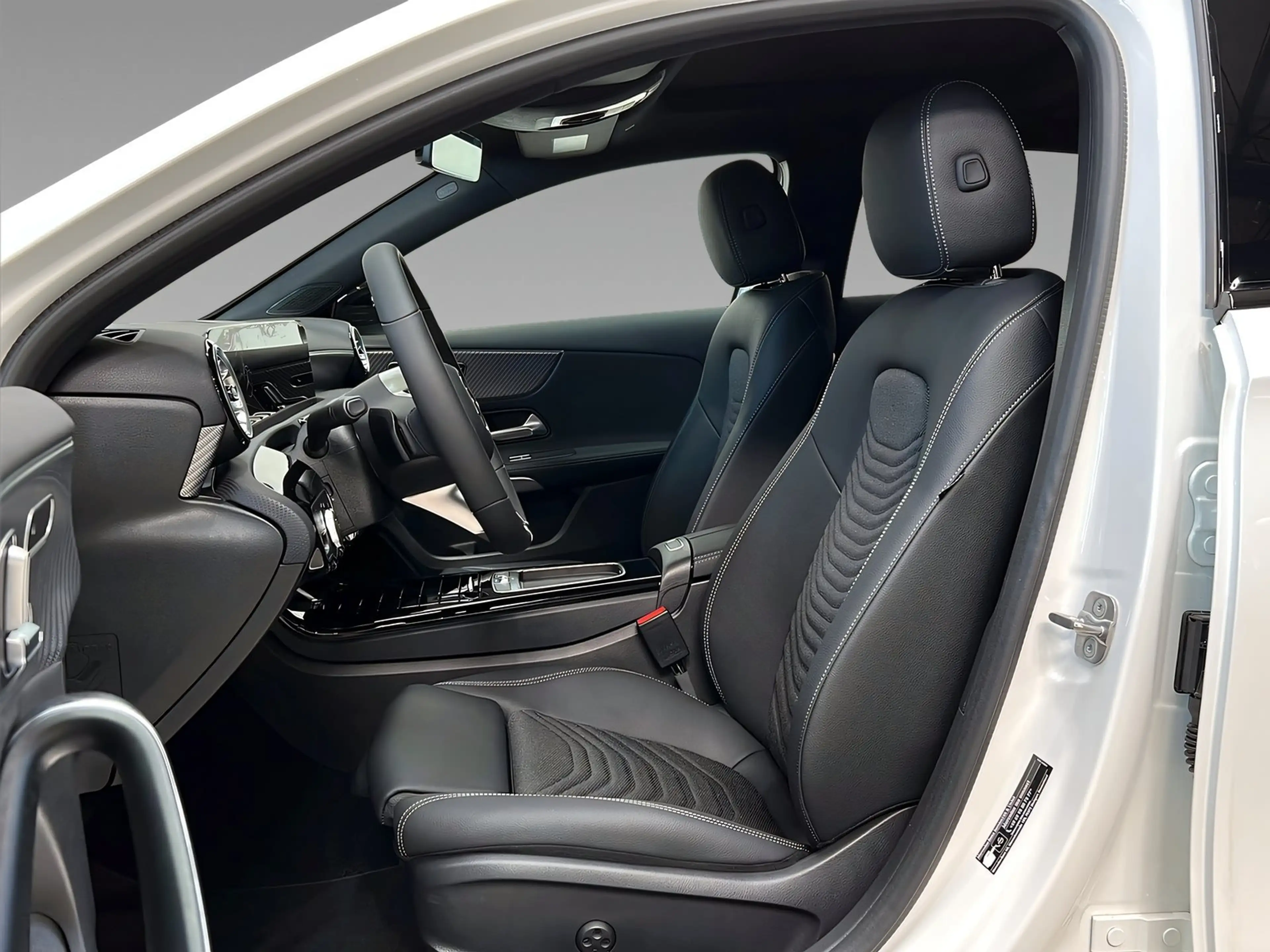 Mercedes-Benz A 200 PROGRESSIVE+MULTI+NIGHT+Pano+Kamera+StHz — photo 8