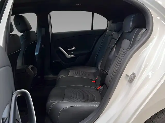 Mercedes-Benz A-Class view 9