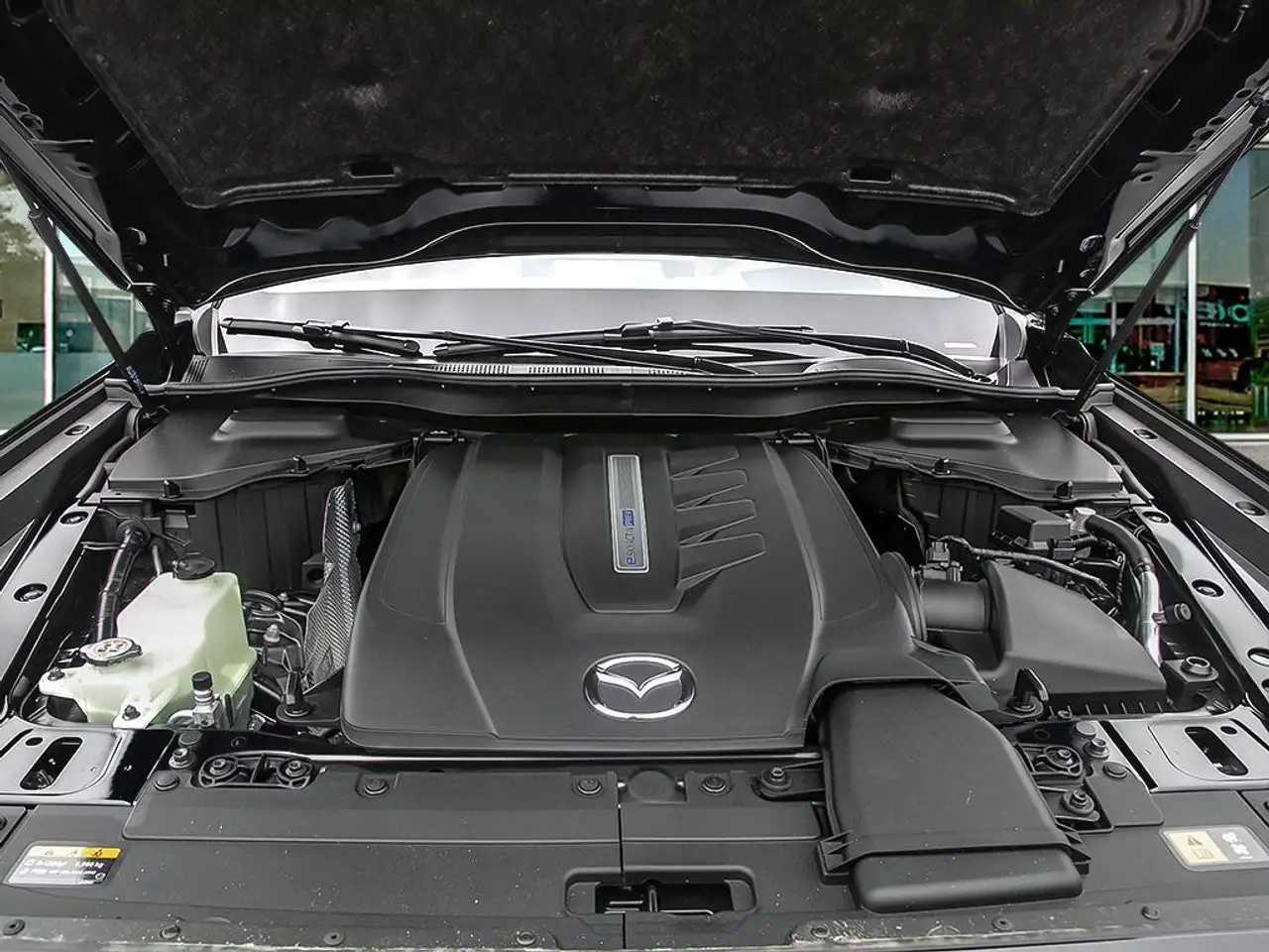 Mazda CX-70 PHEV снимка Mazda CX-70 PHEV
