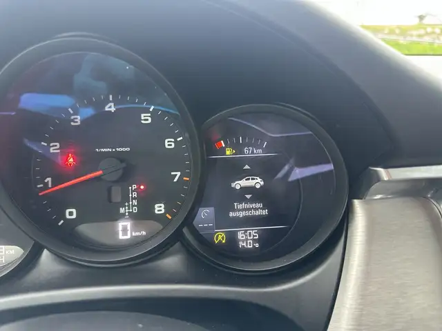 Porsche Macan ab MJ18 Ansicht 17