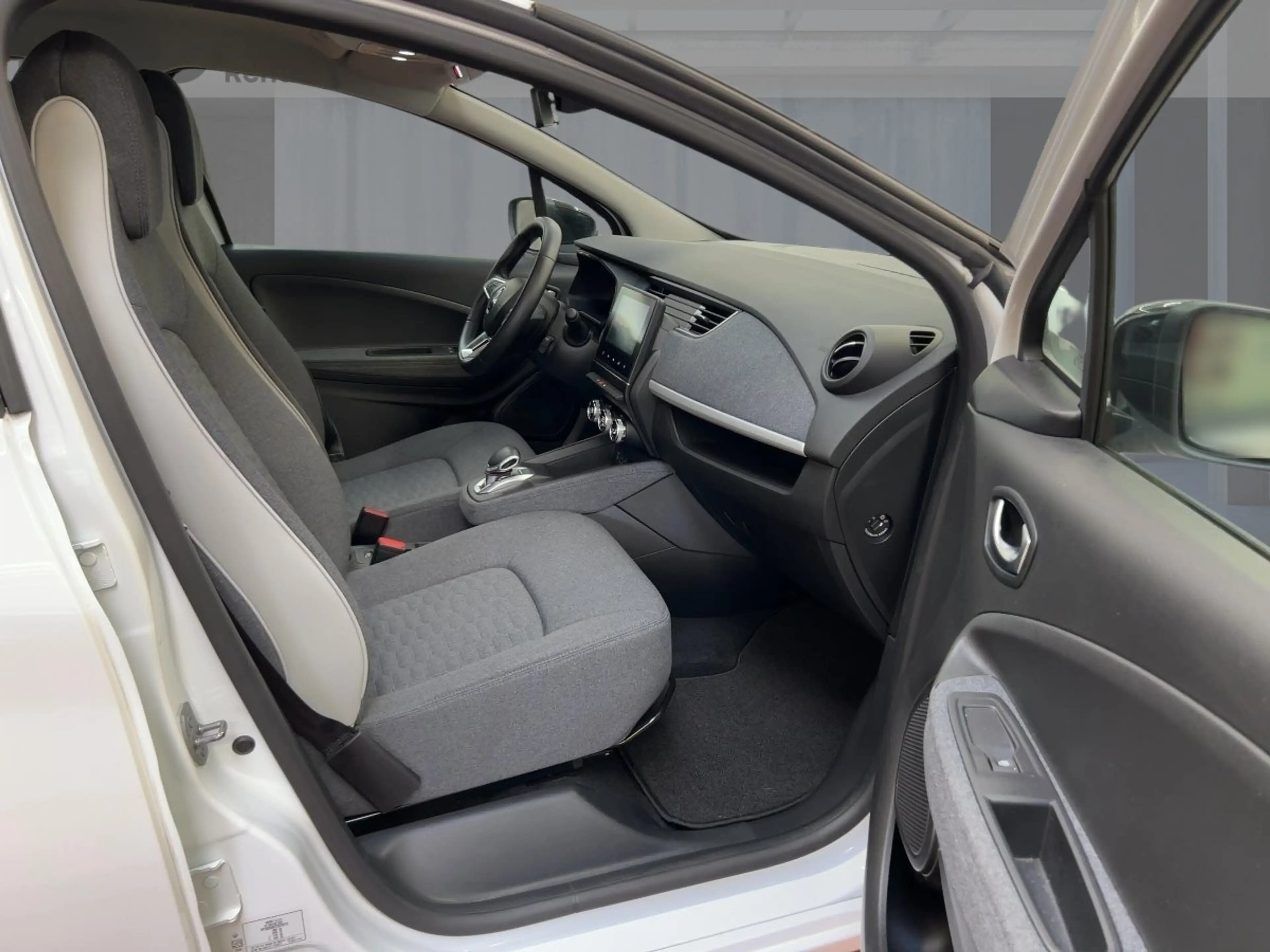 Renault ZOE PDC — photo 8