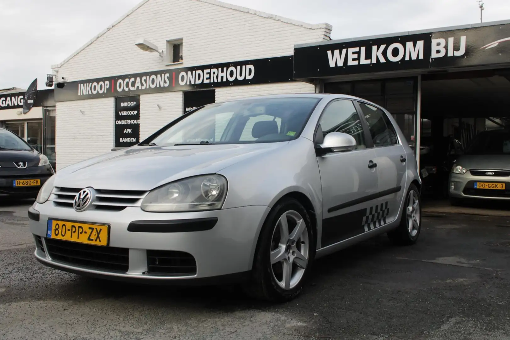 Volkswagen Golf 2.0 FSI Comfortline / Airco / Carplay / CruiseCont Gris - 1