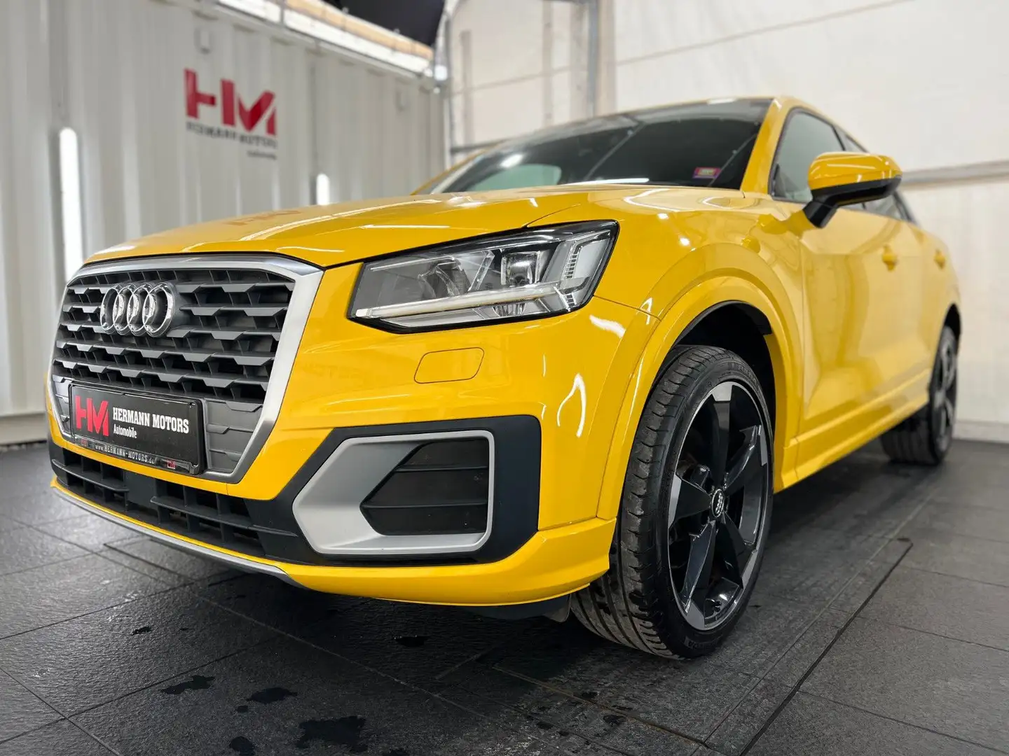 Audi Q2 1.6 TDI sport/LED/ACC/SHZ/Bluet./Leder/Navi Gelb - 1