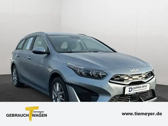 Kia Ceed view 3