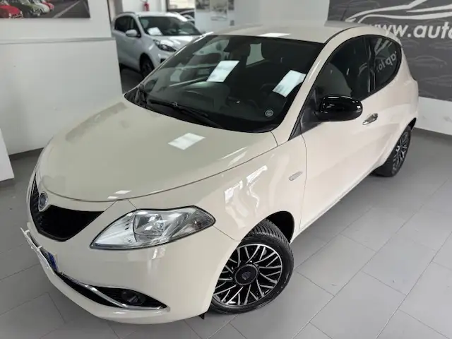 Lancia Ypsilon 1.3 mjt 95CV Gold KM CERT