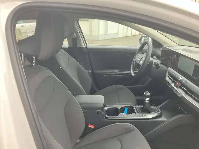 Kia K4 view 16