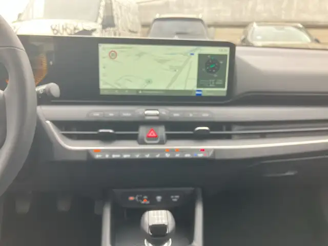 Kia K4 view 10
