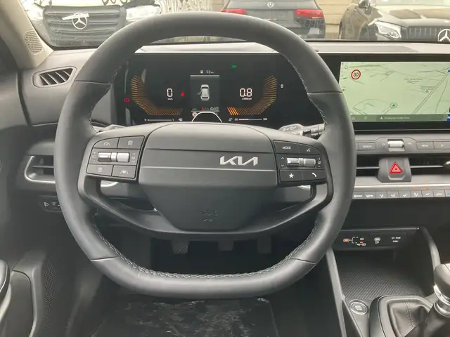 Kia K4 view 9