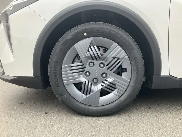 Kia K4 view 13