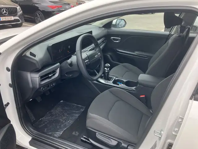 Kia K4 view 12