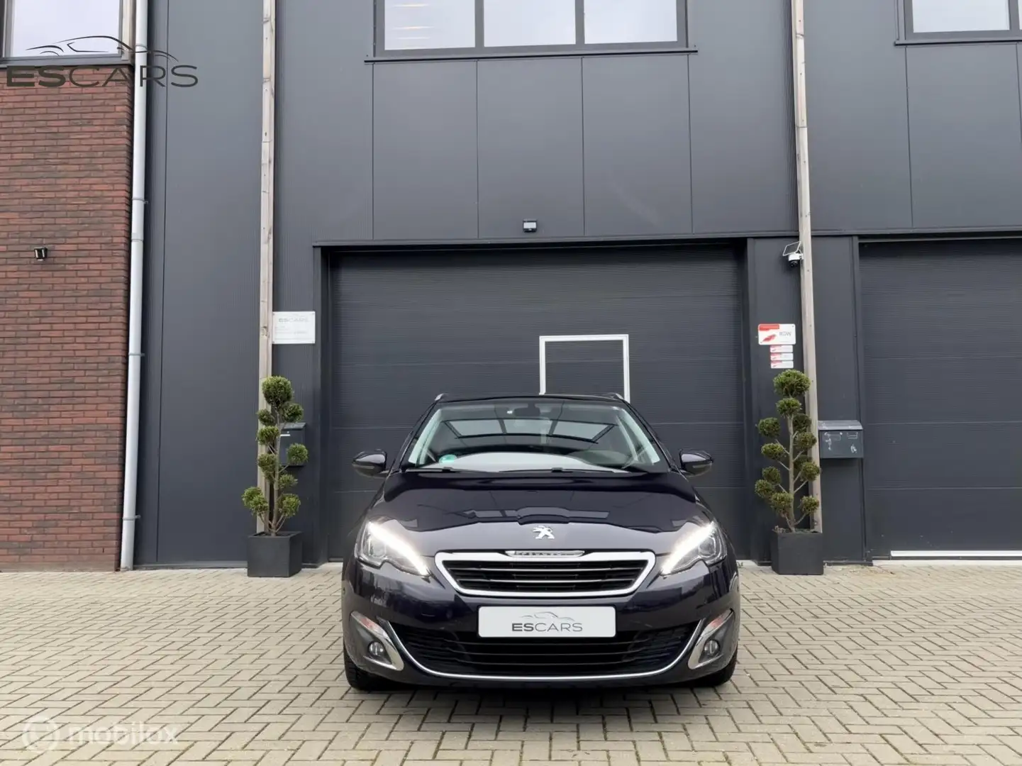 Peugeot 308 SW 1.2 PureTech Allure Automaat | led | Navi Blau - 2