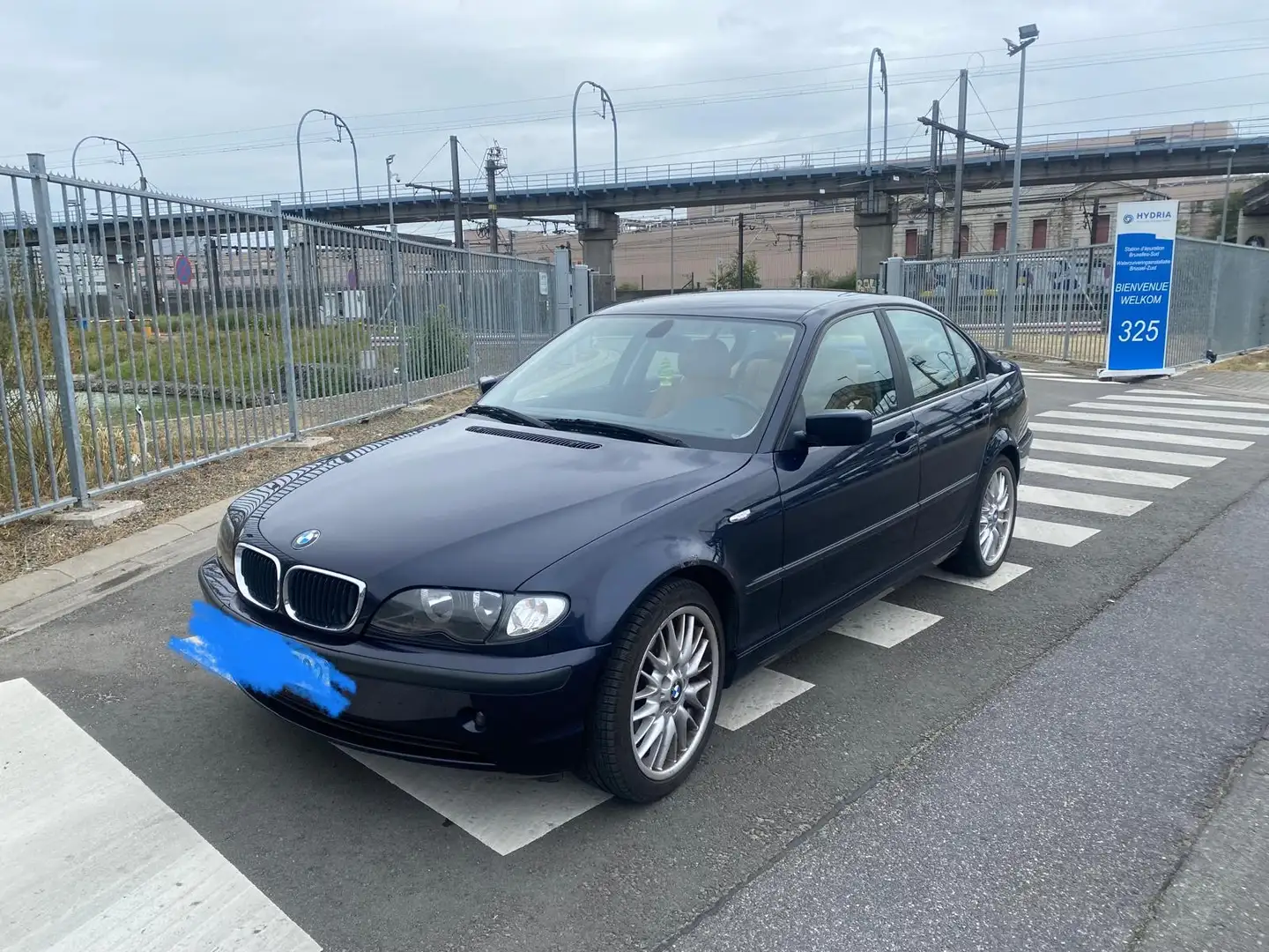 BMW 318 318i Lifestyle Line - 1