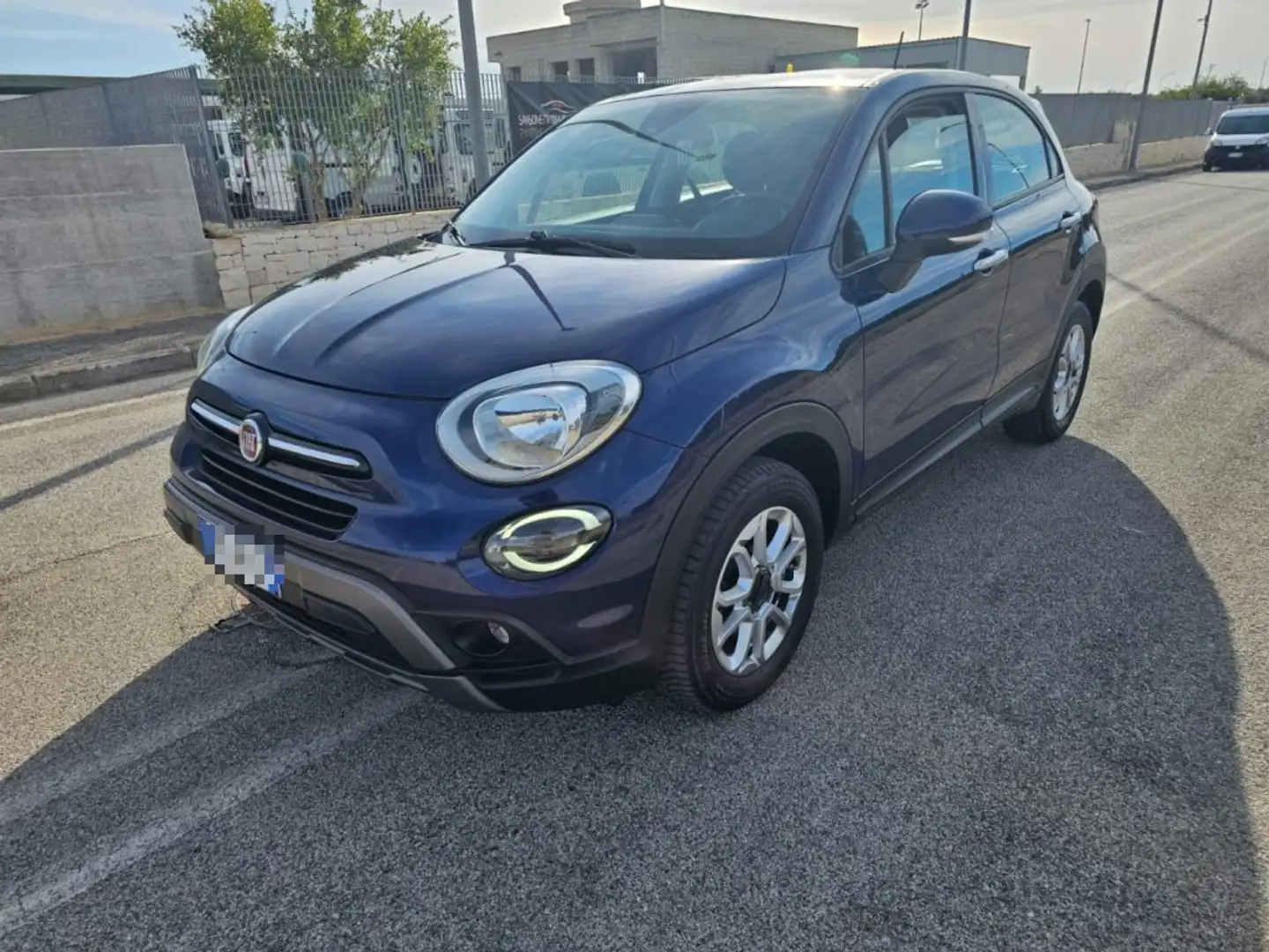 Fiat 500X 1.3 MultiJet 95 CV Business AUTOVETTURA Blau - 1