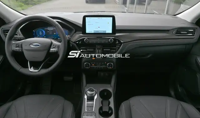 Ford Kuga view 11
