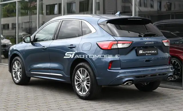 Ford Kuga view 3