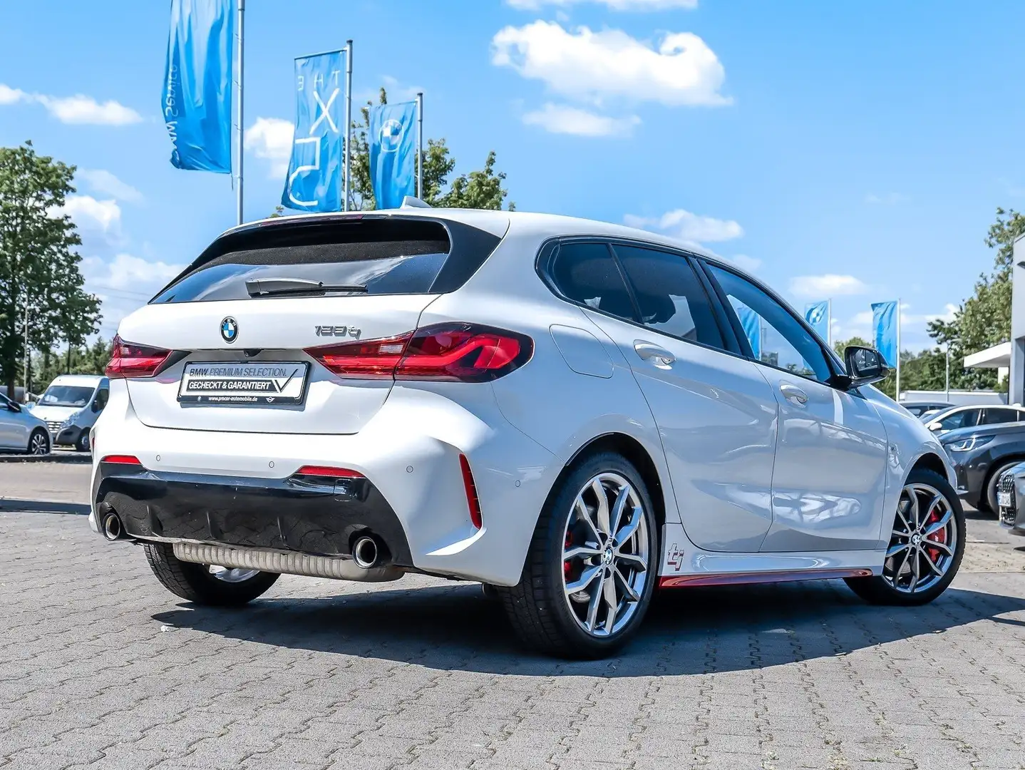 BMW 128 ti Adap.LED Pano HuD DA PA Memory DAB Weiß - 2