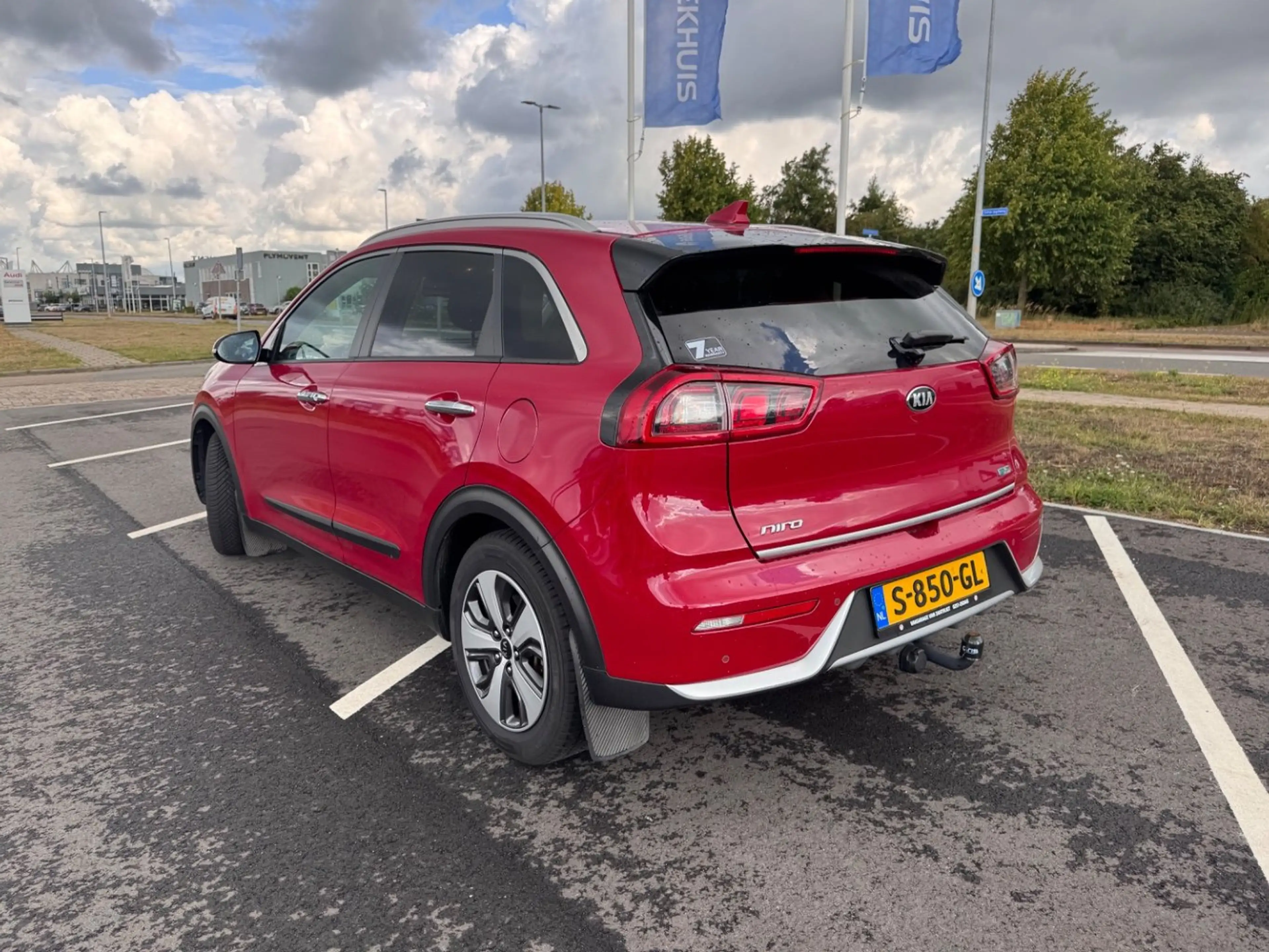 Kia Niro 1.6 GDi Hybrid DynamicLine l Trekhaak l Navigatie — photo 3