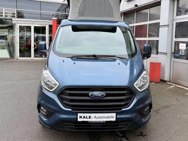 Ford Tourneo Custom view 3