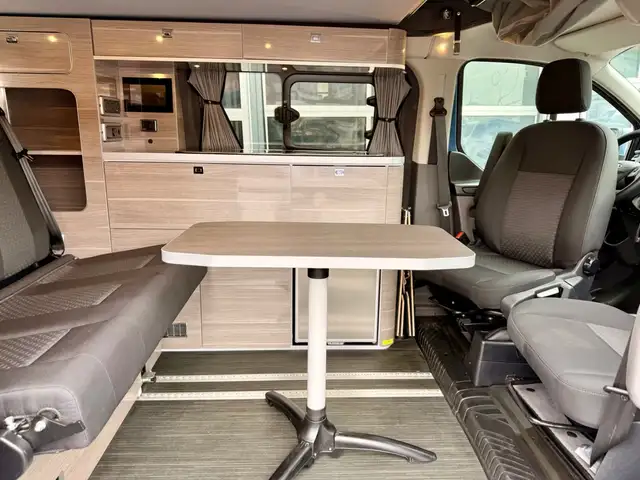 Ford Tourneo Custom view 18
