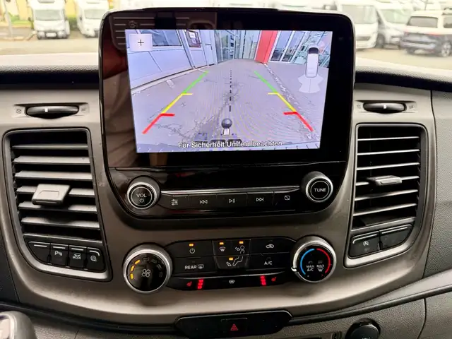 Ford Tourneo Custom view 12