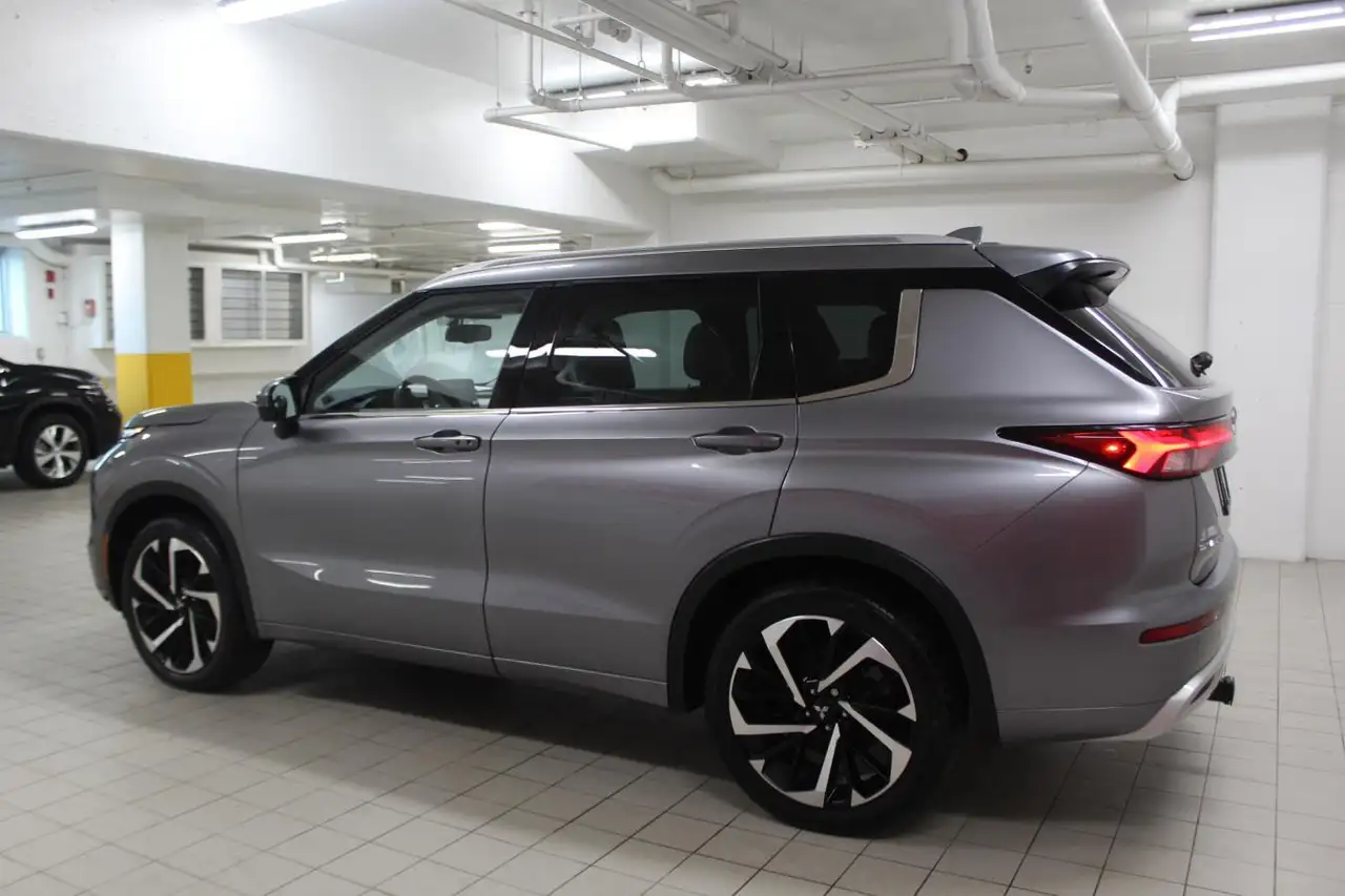 Mitsubishi Outlander снимка Mitsubishi Outlander