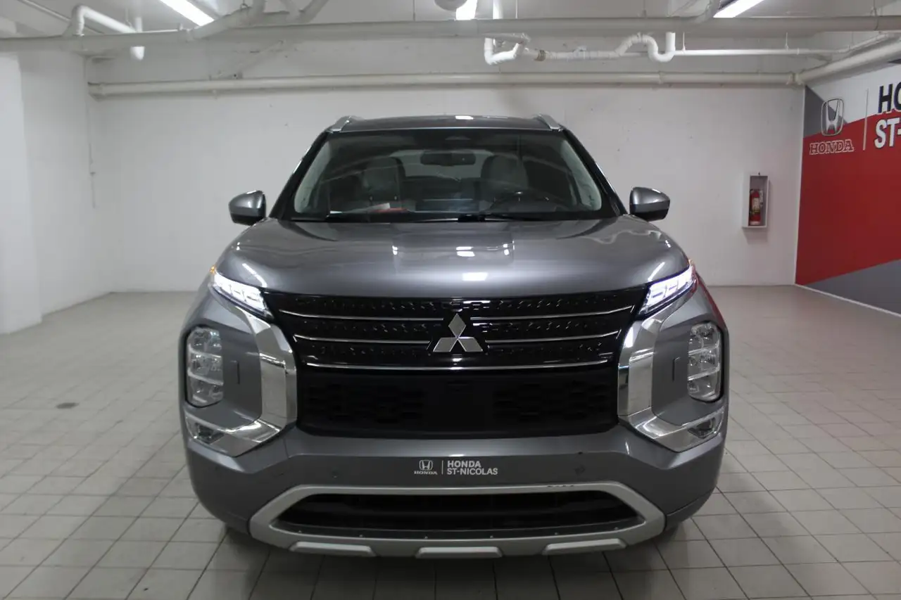 Mitsubishi Outlander снимка Mitsubishi Outlander