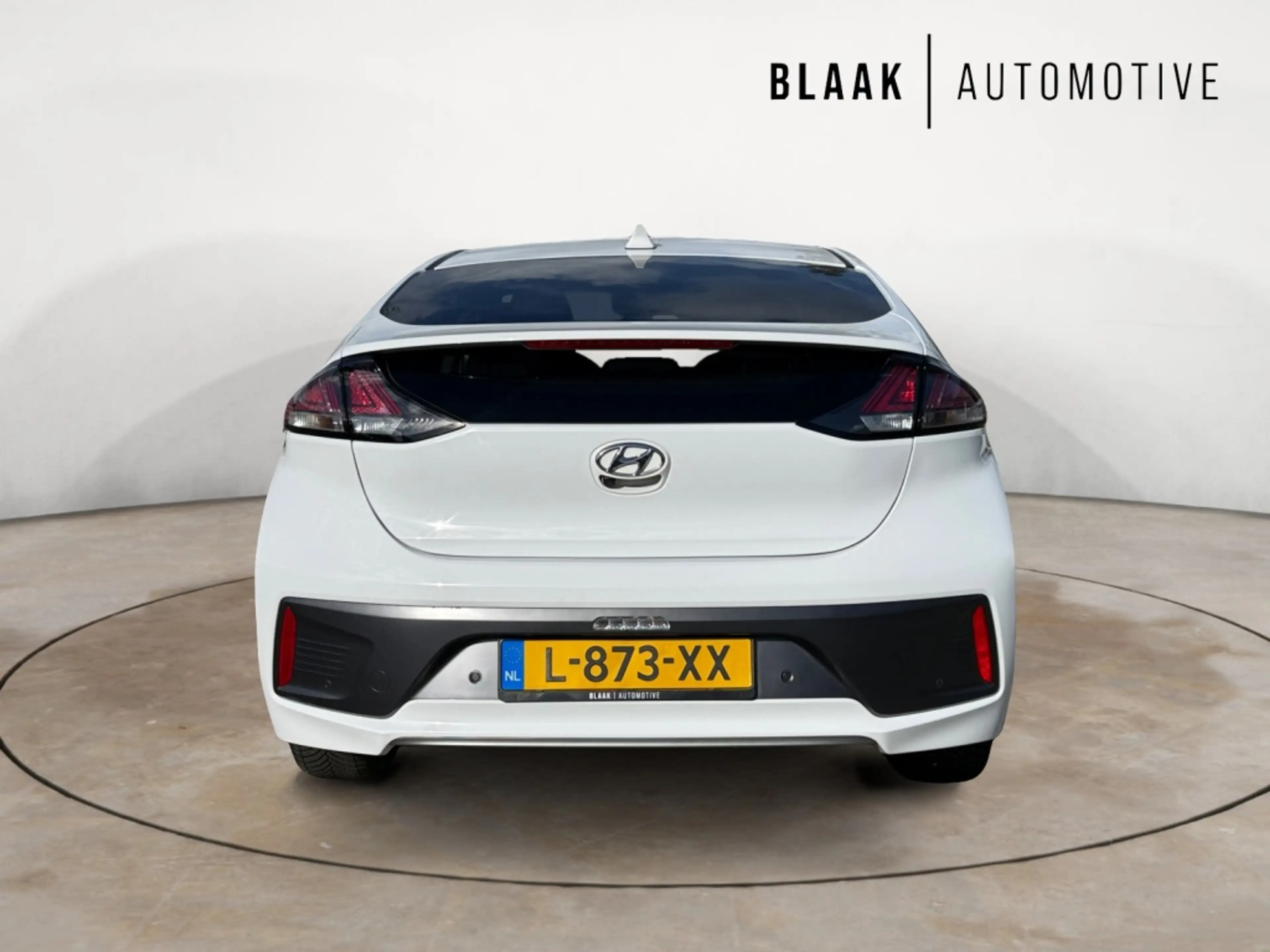 Hyundai IONIQ Comfort EV 38 kWh — photo 7