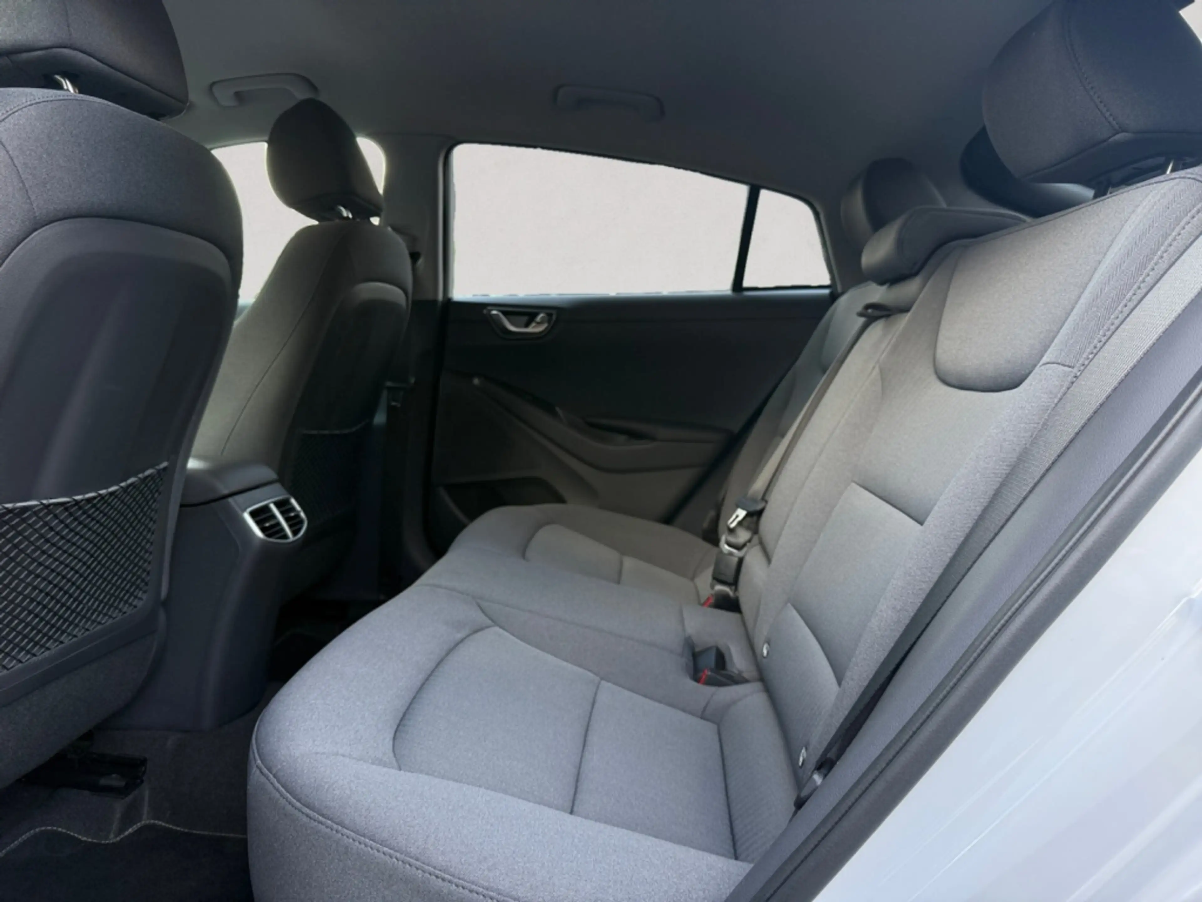 Hyundai IONIQ Comfort EV 38 kWh — photo 10