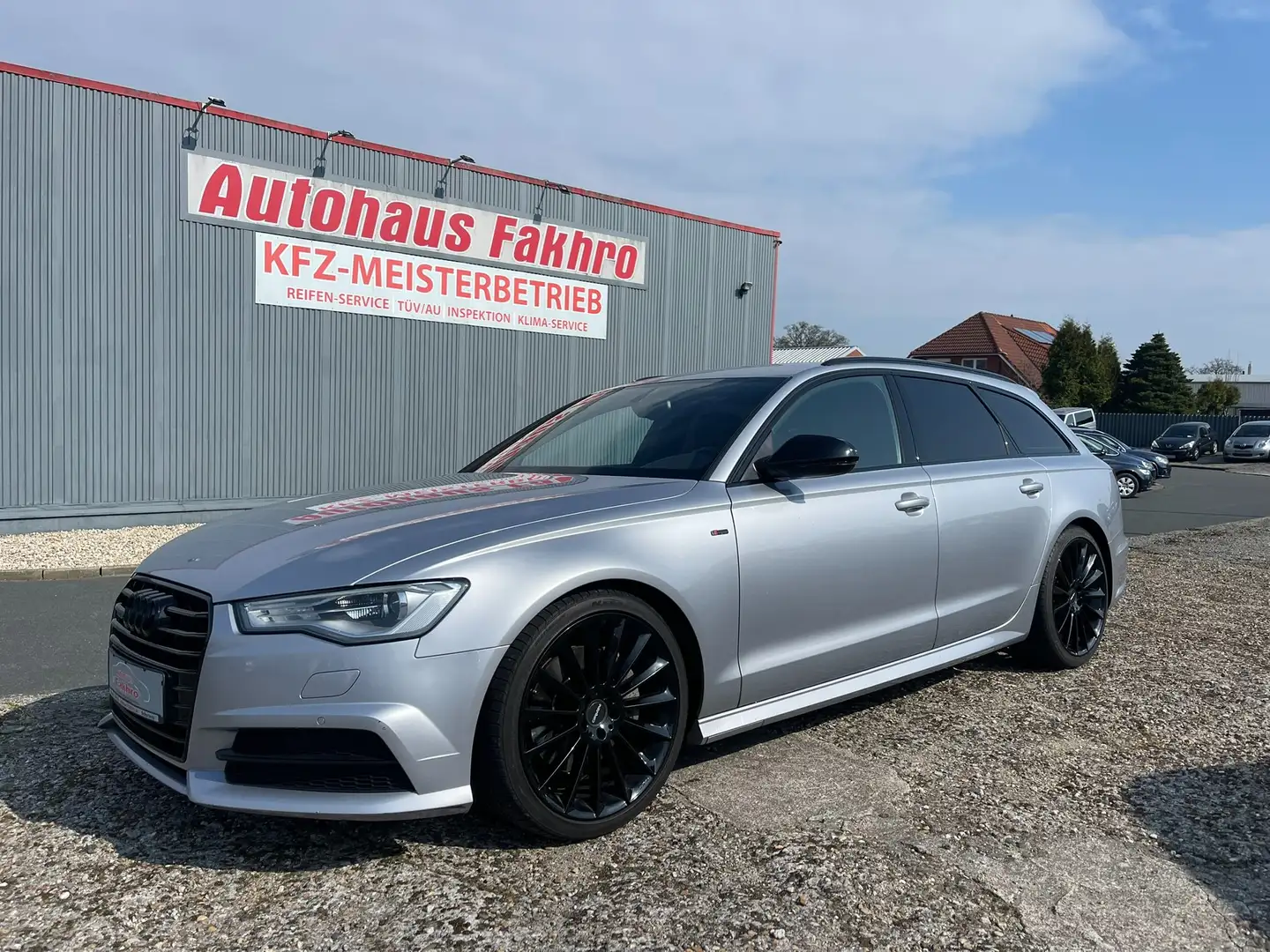 Audi A6 Avant 3.0 TDI clean diesel quattro S-Line Sport Pl Grau - 1