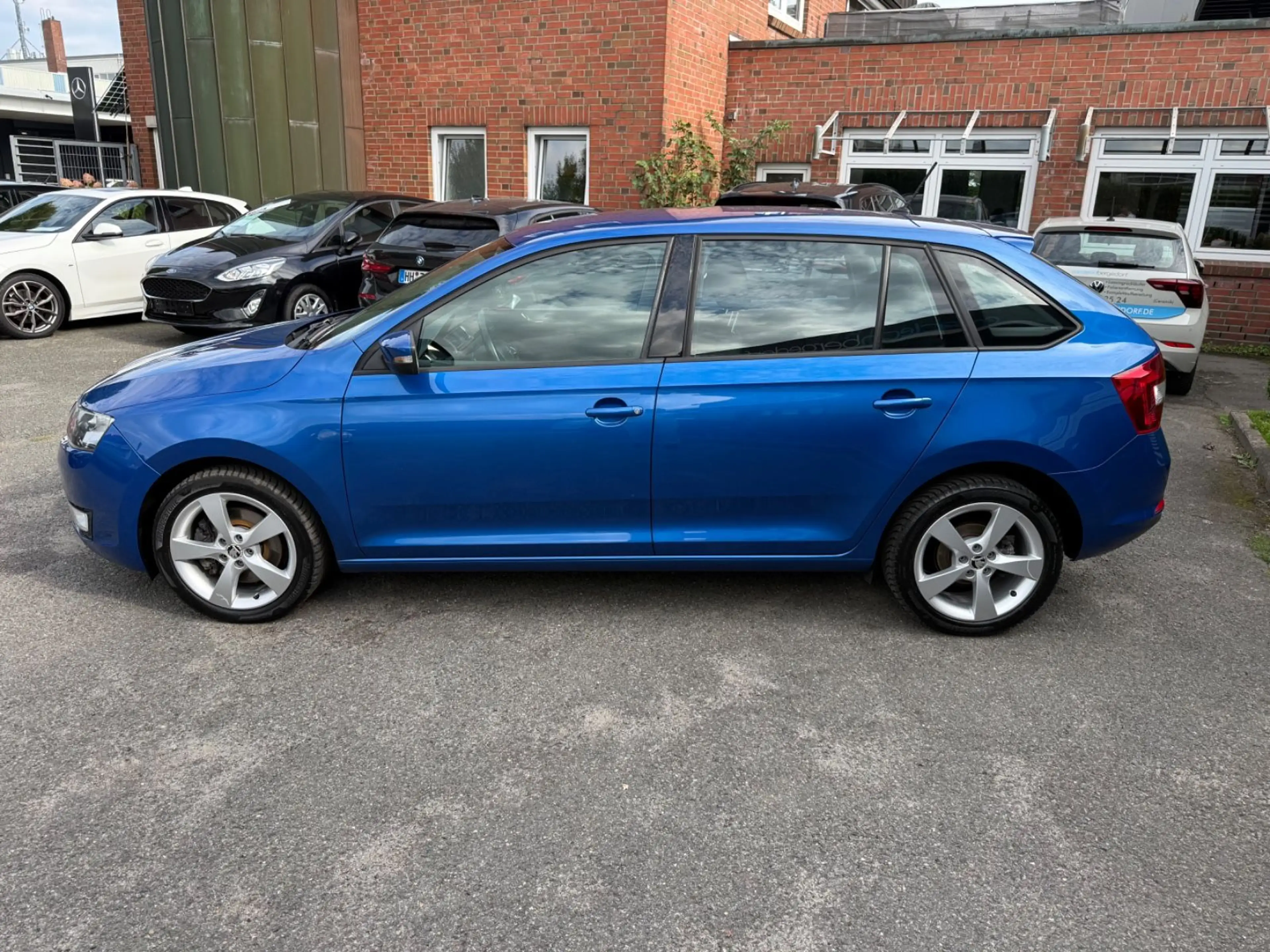 Skoda Rapid/Spaceback 1.4 TSI DSG Spaceback Style/AHK/PDC/TEMPO — photo 8