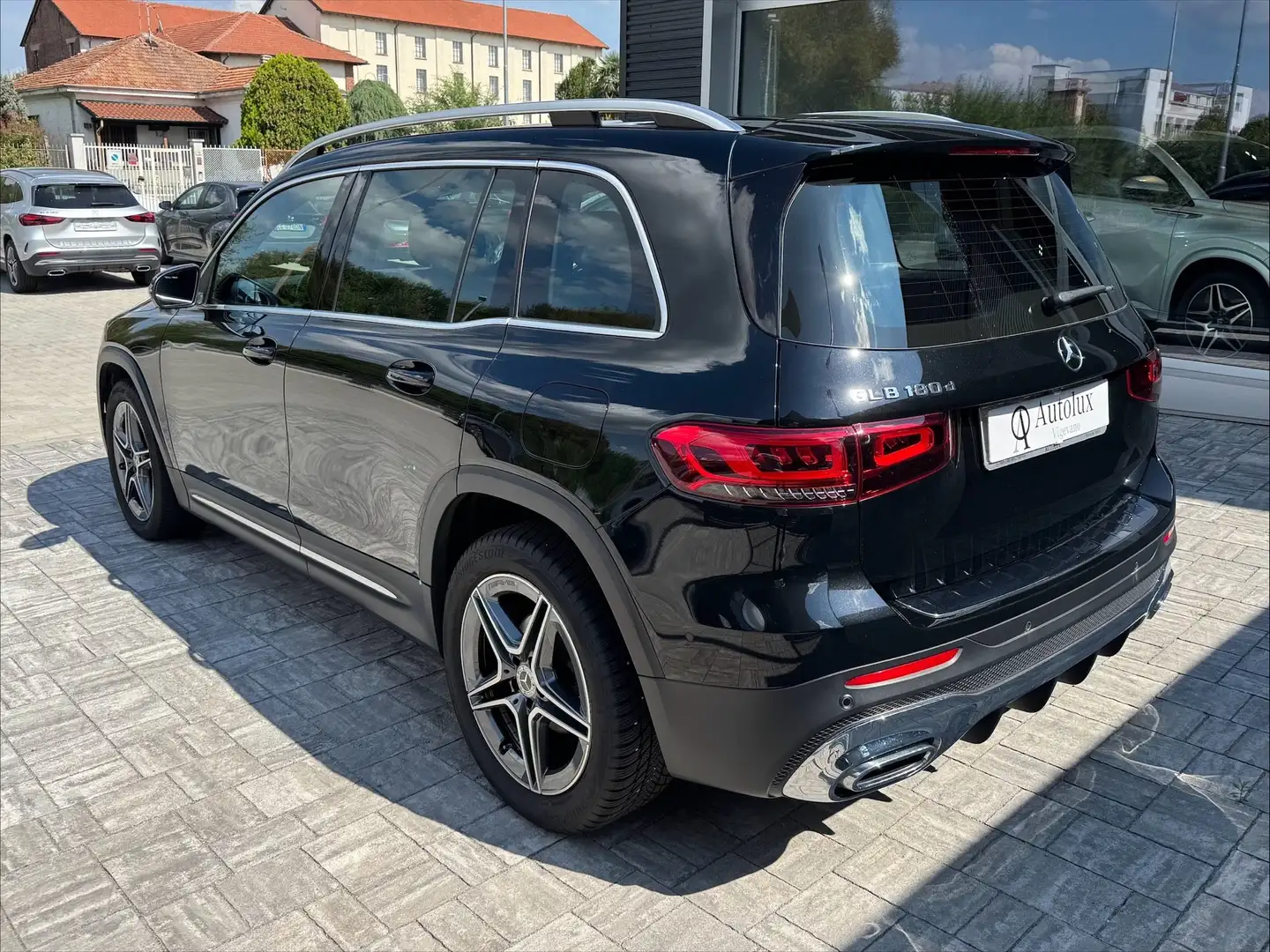 Mercedes-Benz GLB 180 GLB 180 d Premium auto Noir - 2