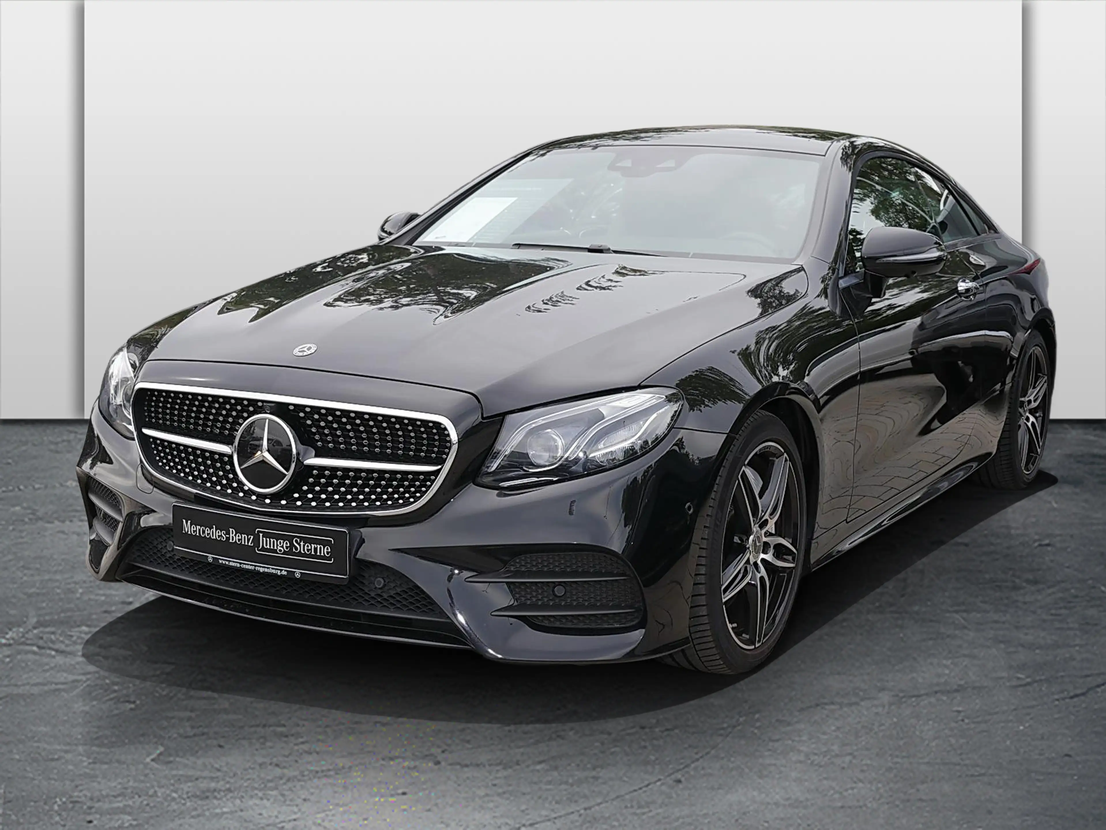 Mercedes-Benz E 400 4MATIC Coupé AMG Comand Burm MBeam Night — photo 13