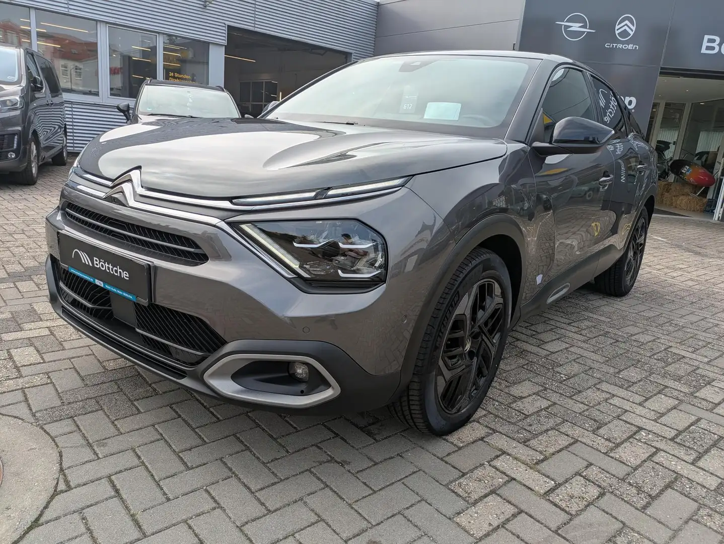 Citroen C4 Shine 1.2 12V e-THP / PureTech Metallic Grau - 2