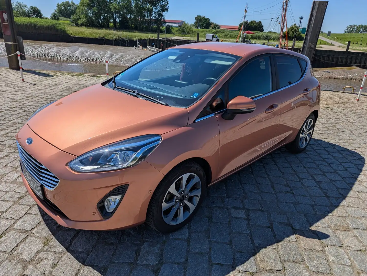 Ford Fiesta 1.1  TITANIUM Cool & Sound Navi Touch - 1