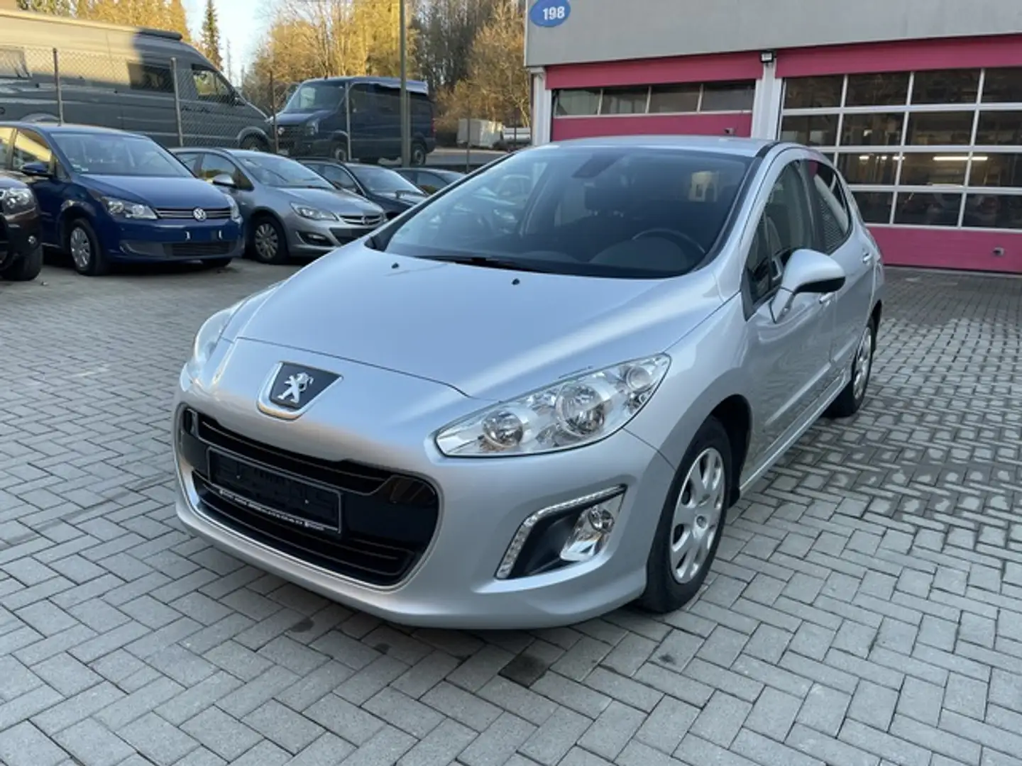 Peugeot 308 Active 120 VTi Argent - 2