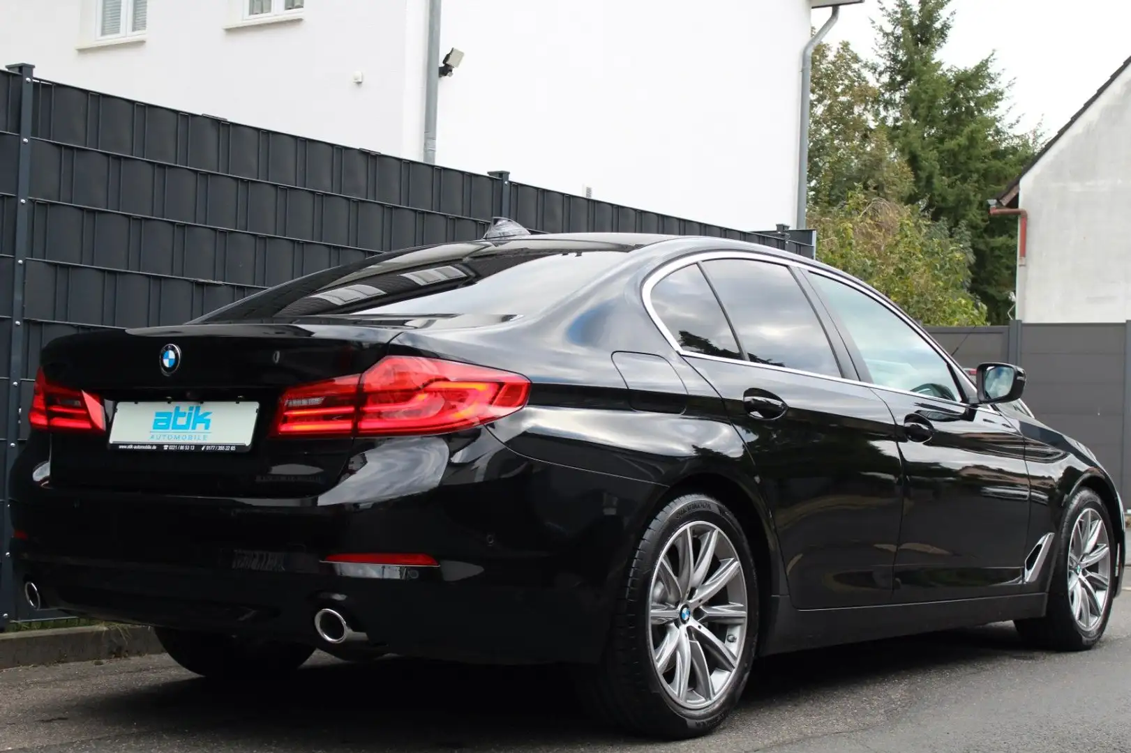 BMW 525 d 1.HAND! KAM NaviPROF 4xSHZ 18" M-SPORTFAHRW Nero - 2
