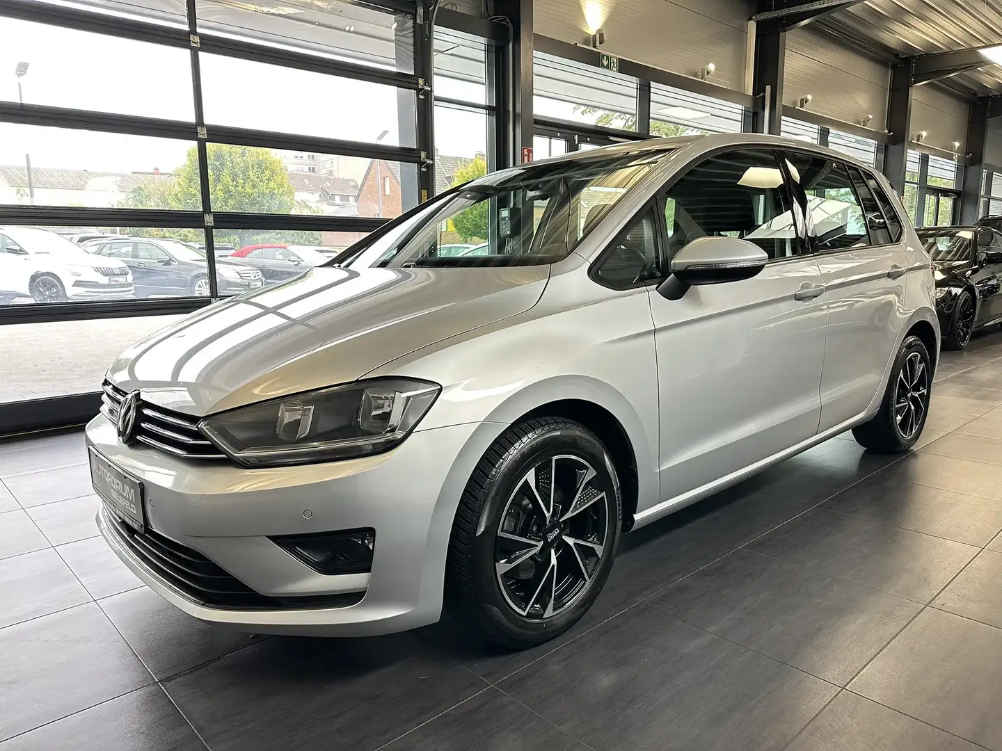Volkswagen Golf Sportsvan 1.4 TSI Comfortline|Klimaautomat. Silber - 2
