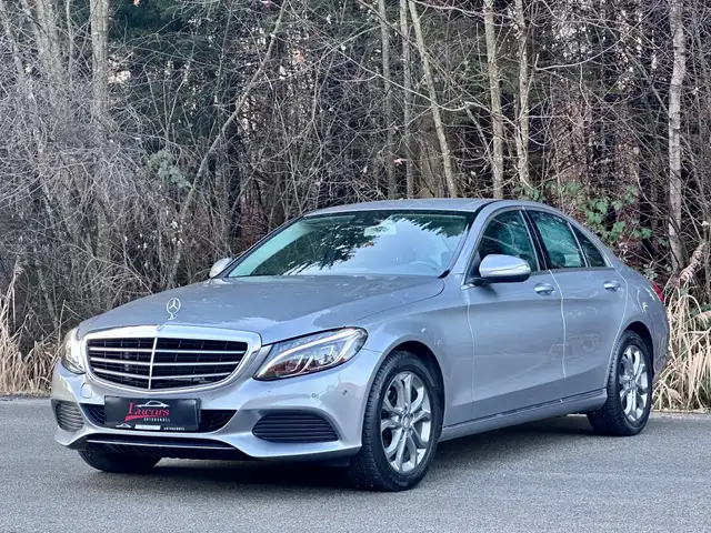 Mercedes-Benz C 180 Avangarde Limousine Aut LED*AHK*NAVI*AMBIENTE*