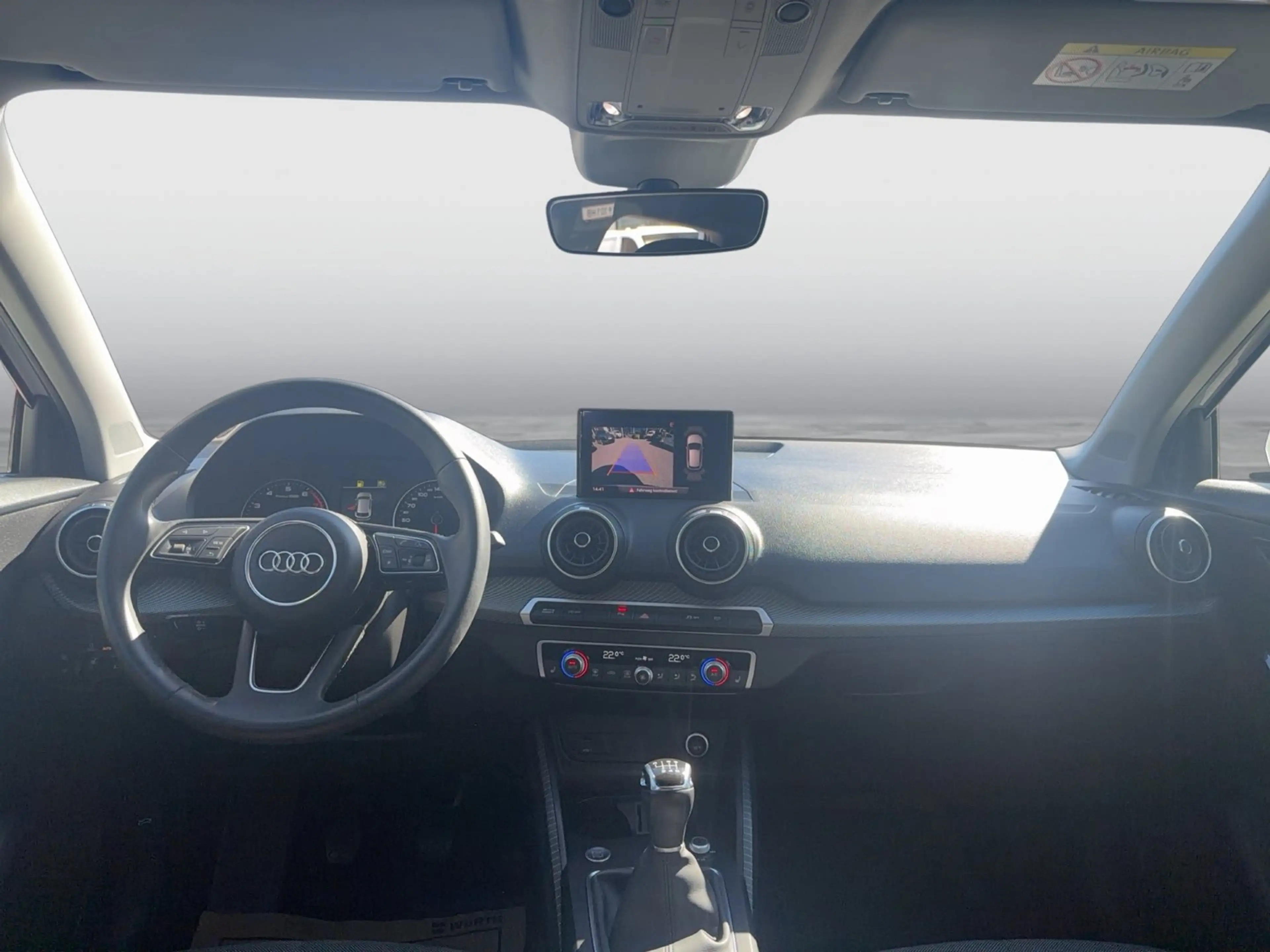 Audi Q2 35 TFSI intense — photo 10