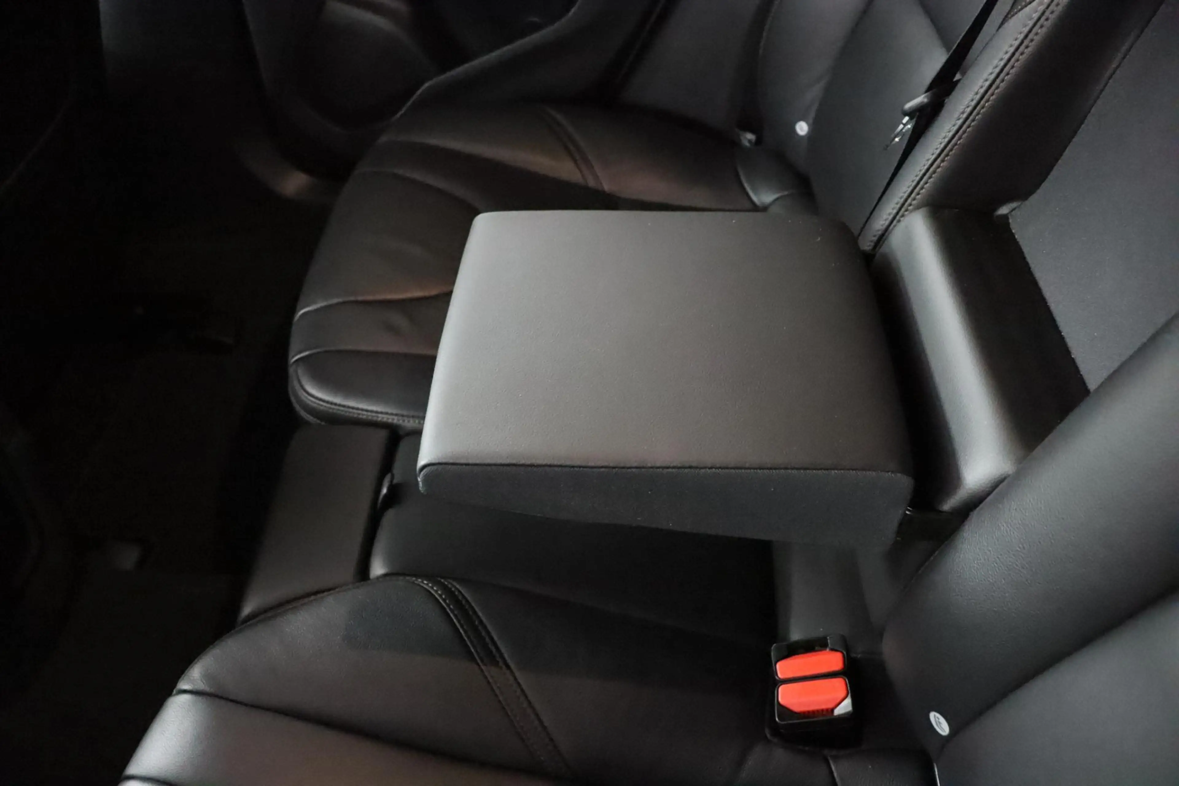 Volvo V40 Cross Country T3 Polar+ Luxury | NAP | Automaat | 1e eigenaar | — photo 40