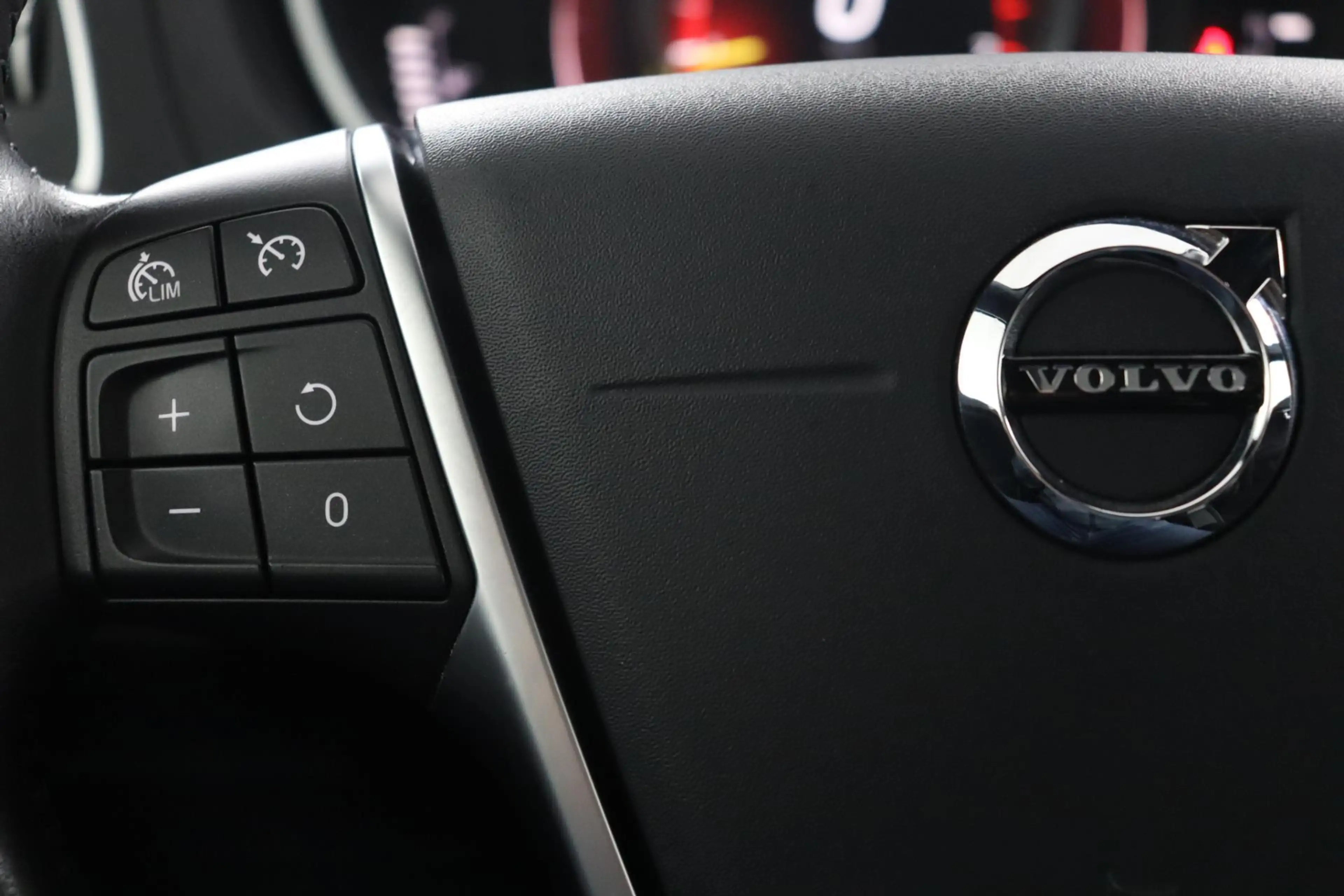Volvo V40 Cross Country T3 Polar+ Luxury | NAP | Automaat | 1e eigenaar | — photo 31
