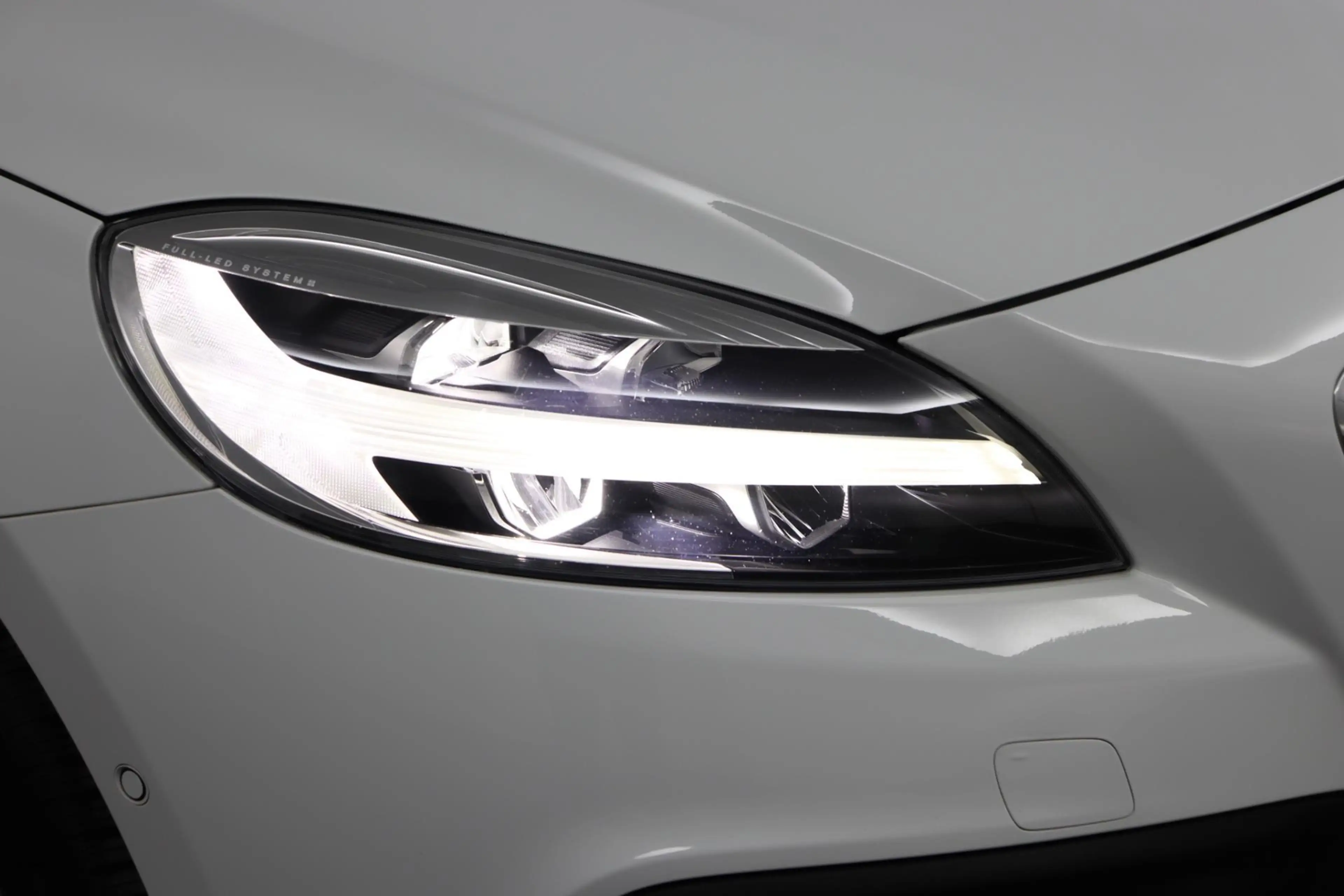 Volvo V40 Cross Country T3 Polar+ Luxury | NAP | Automaat | 1e eigenaar | — photo 46